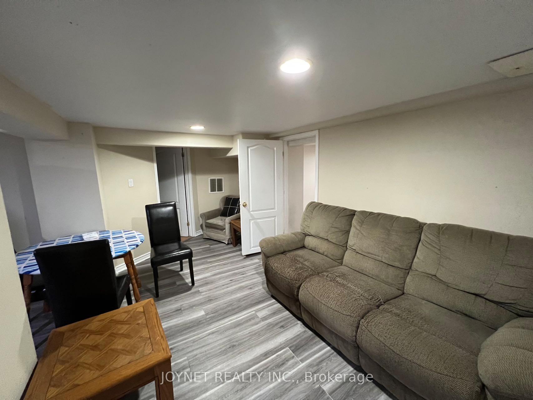 Photo 24 of 68 Whitton Road, Hamilton, Westdale — HOMEH