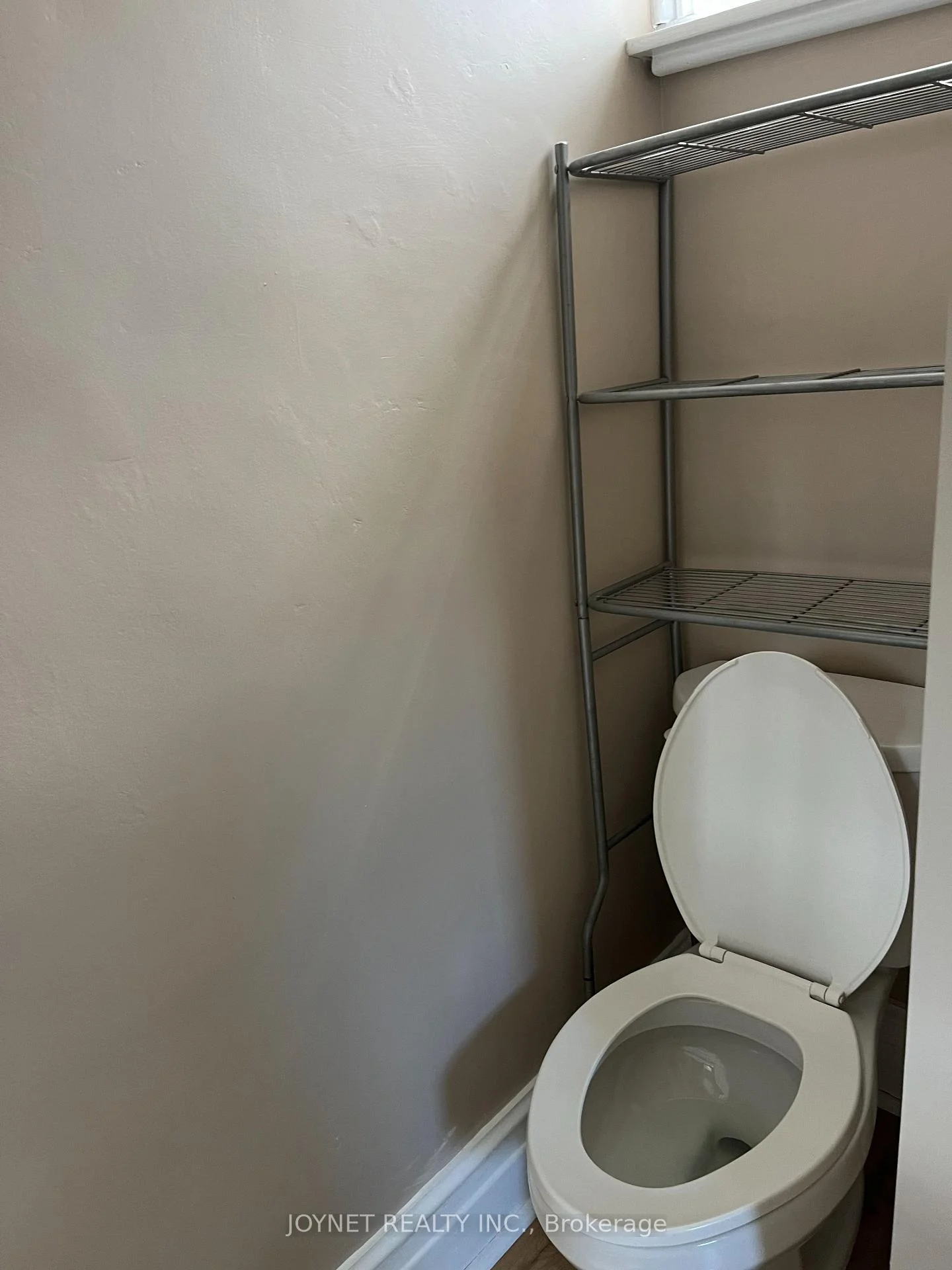 Photo 15 of 68 Whitton Road, Hamilton, Westdale — HOMEH