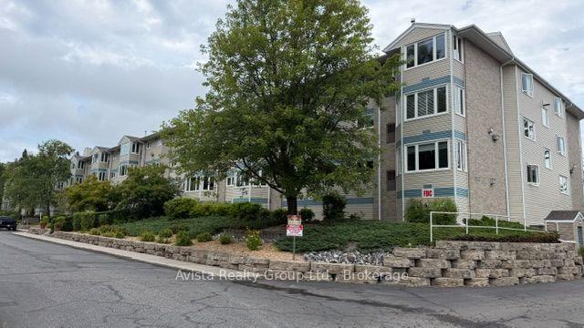 Front of Unit 104, 500 Toledo Street W