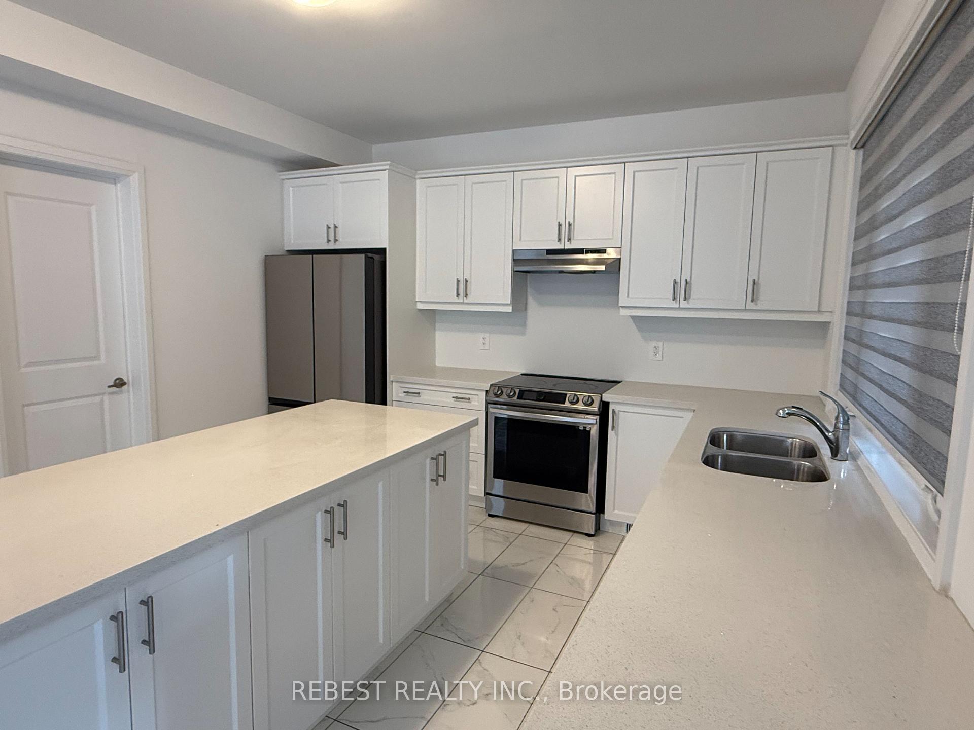 Photo 16 of 46 Franklin Trail, Barrie, Rural Barrie Southwest — HOMEH