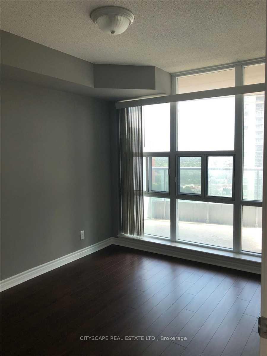 Photo 4 of Unit 1502, 33 Elm Drive, Mississauga, City Centre — HOMEH