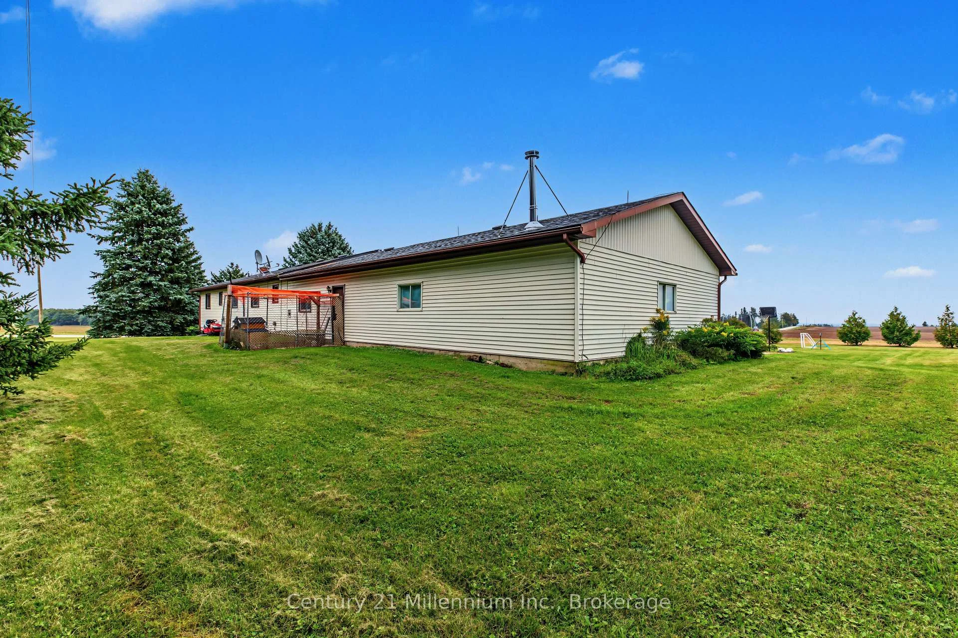 Photo 51 of 558082 Mulmur-Melancthon Townline, Melancthon, Rural Melancthon — HOMEH