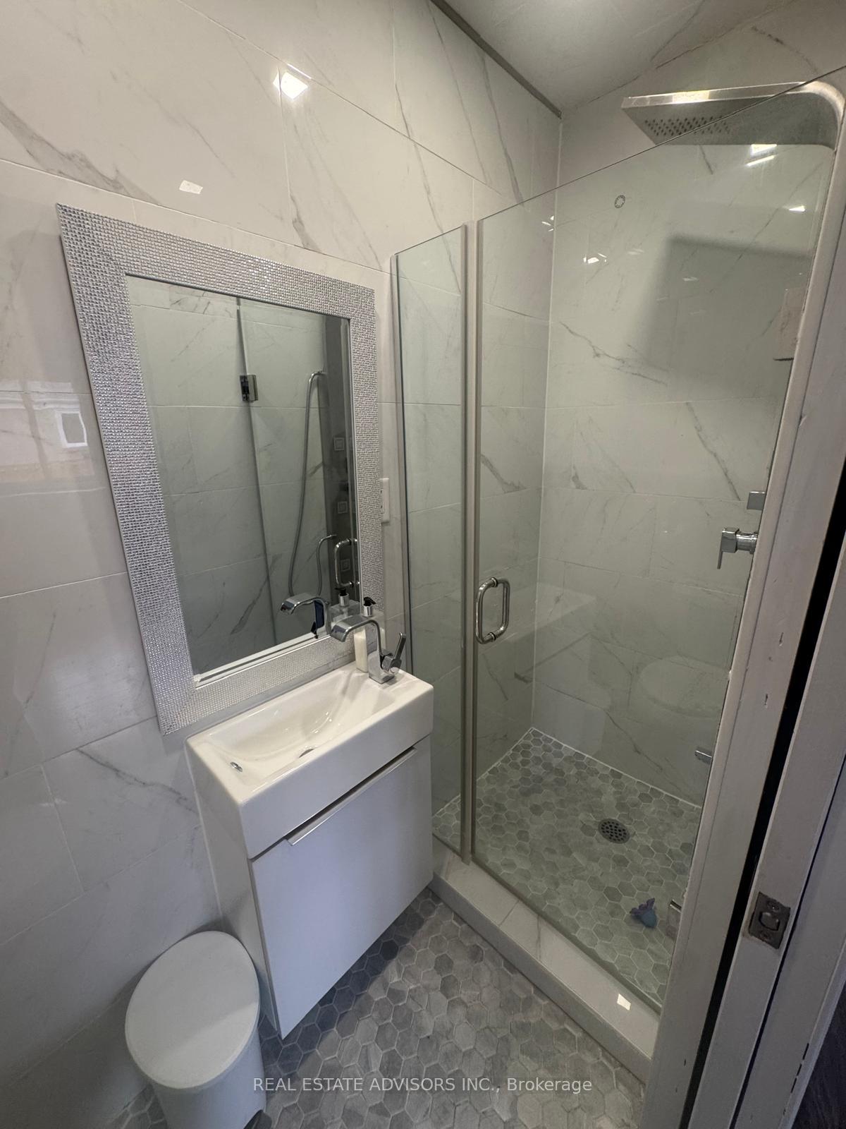Photo 21 of 46 Huddleston Court, Scarborough, Clairlea-Birchmount — HOMEH