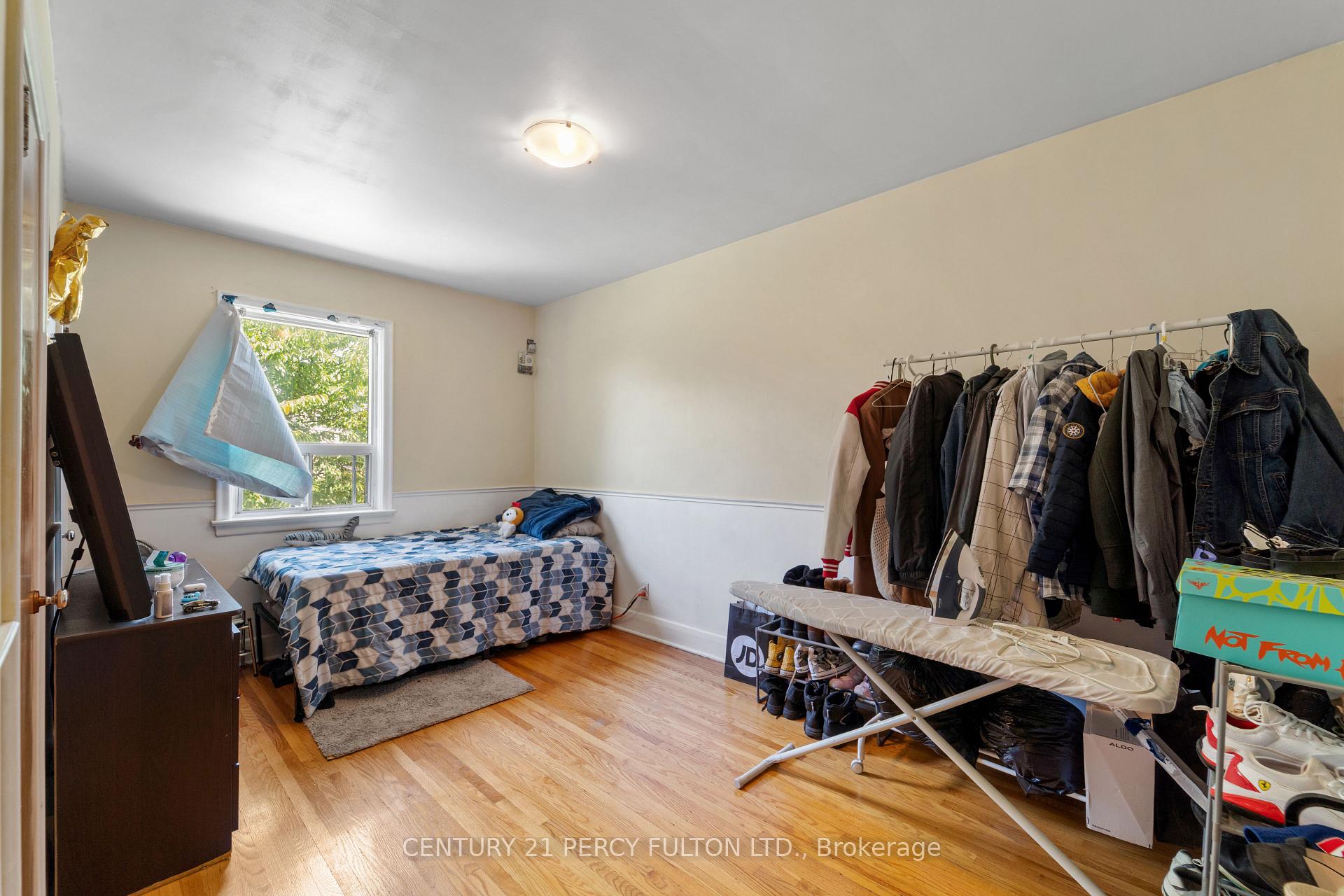Photo 15 of 10 Belmore Avenue, Scarborough, Wexford-Maryvale — HOMEH