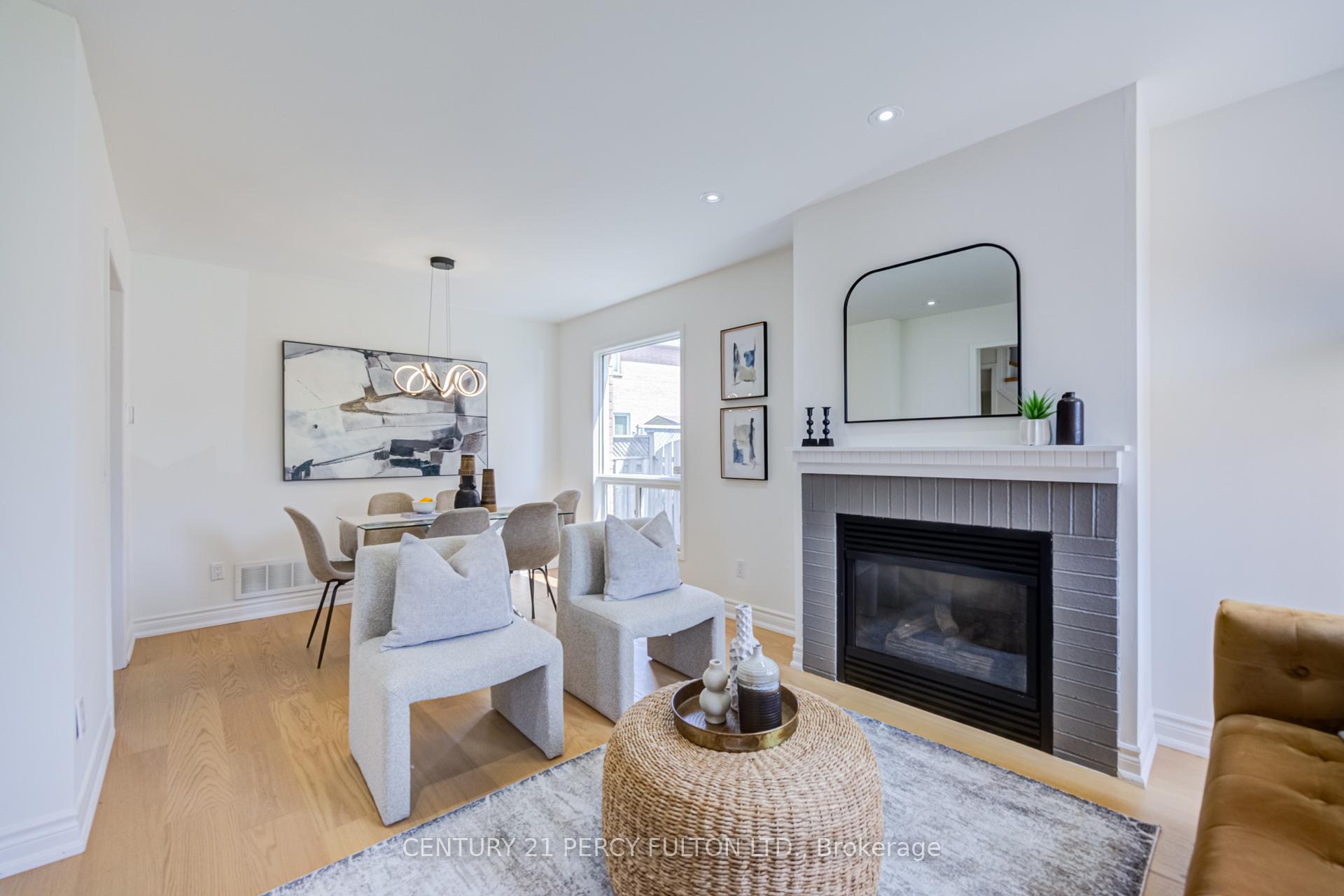 Photo 7 of 611 Atwood Crescent, Pickering, West Shore — HOMEH