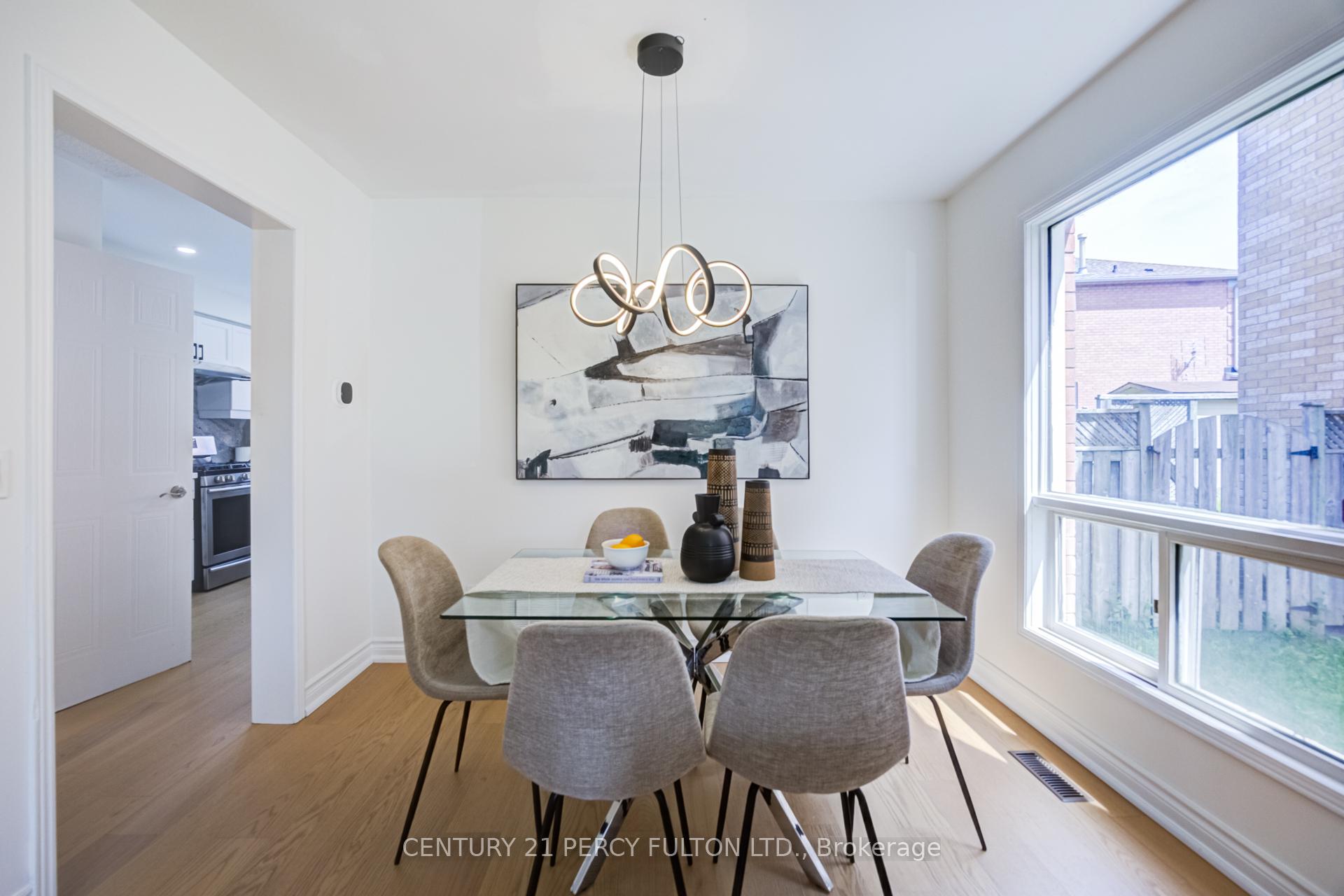 Photo 9 of 611 Atwood Crescent, Pickering, West Shore — HOMEH