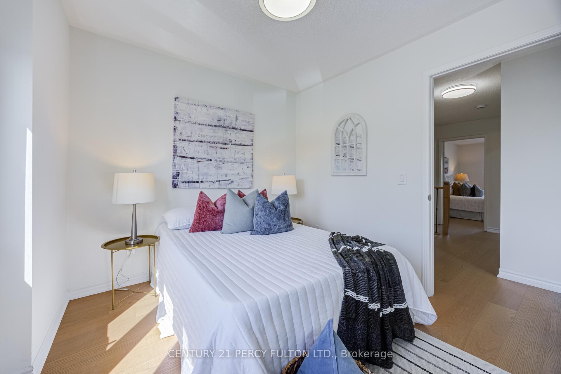 Photo 29 of 611 Atwood Crescent, Pickering, West Shore — HOMEH