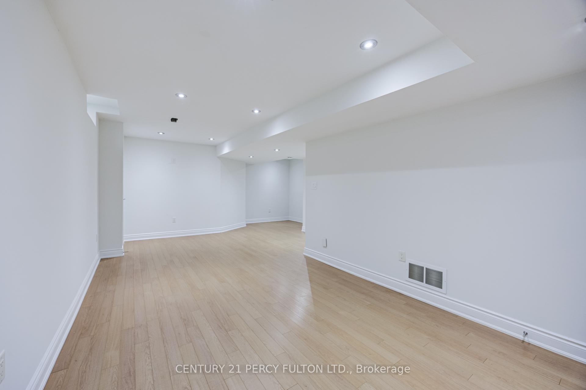 Photo 35 of 611 Atwood Crescent, Pickering, West Shore — HOMEH
