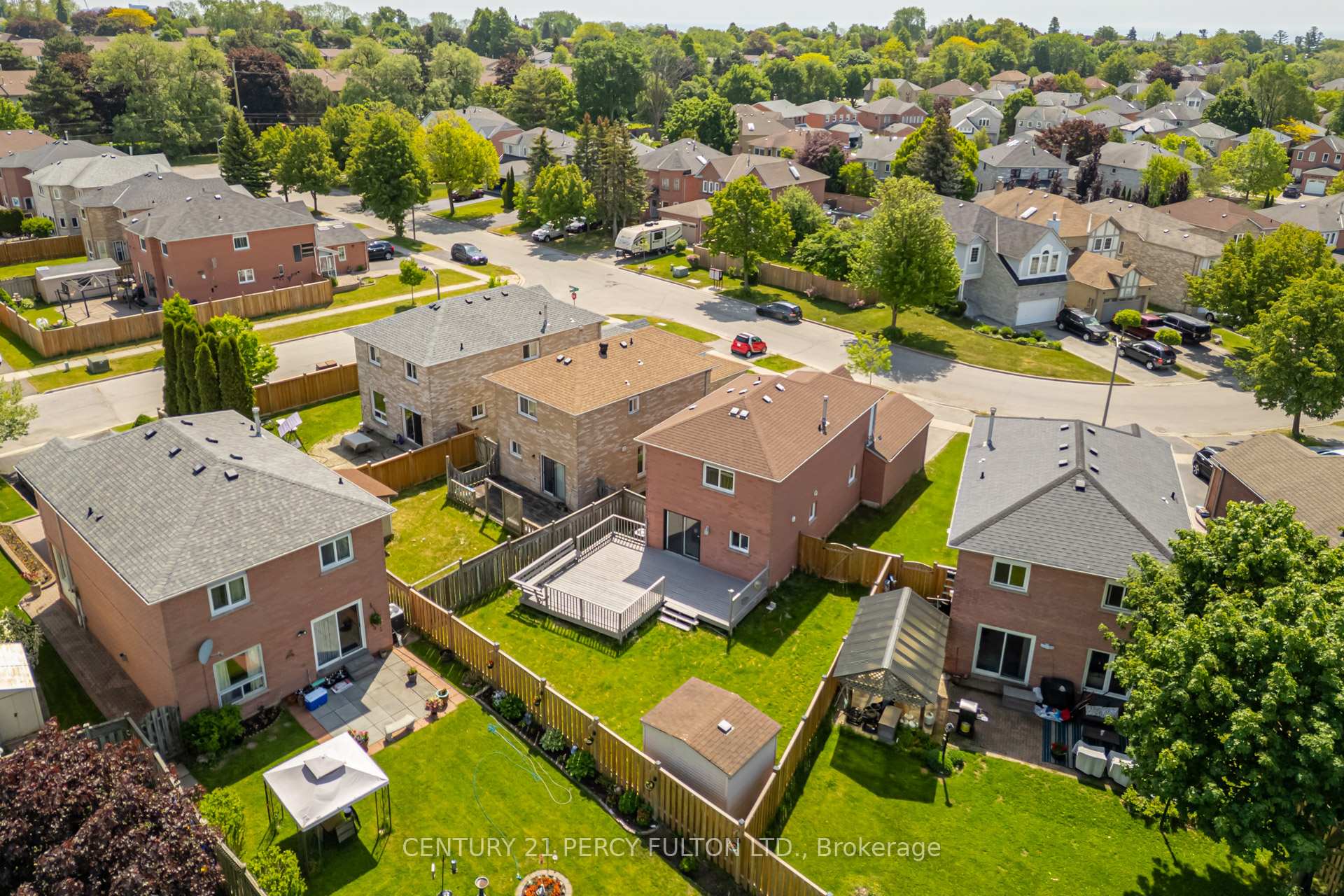 Photo 42 of 611 Atwood Crescent, Pickering, West Shore — HOMEH
