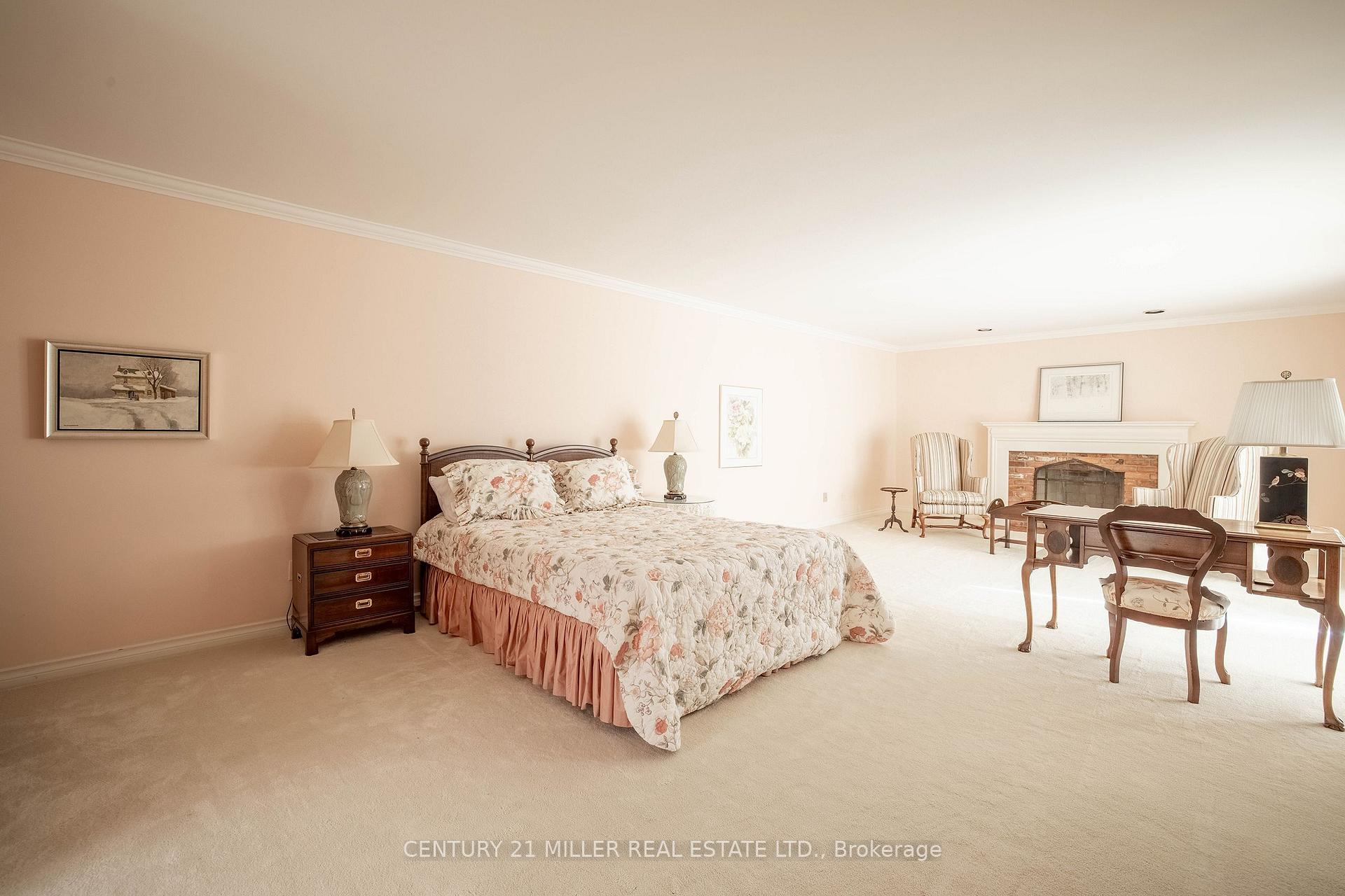 Photo 22 of 16 Colonial Crescent, Oakville, Morrison — HOMEH