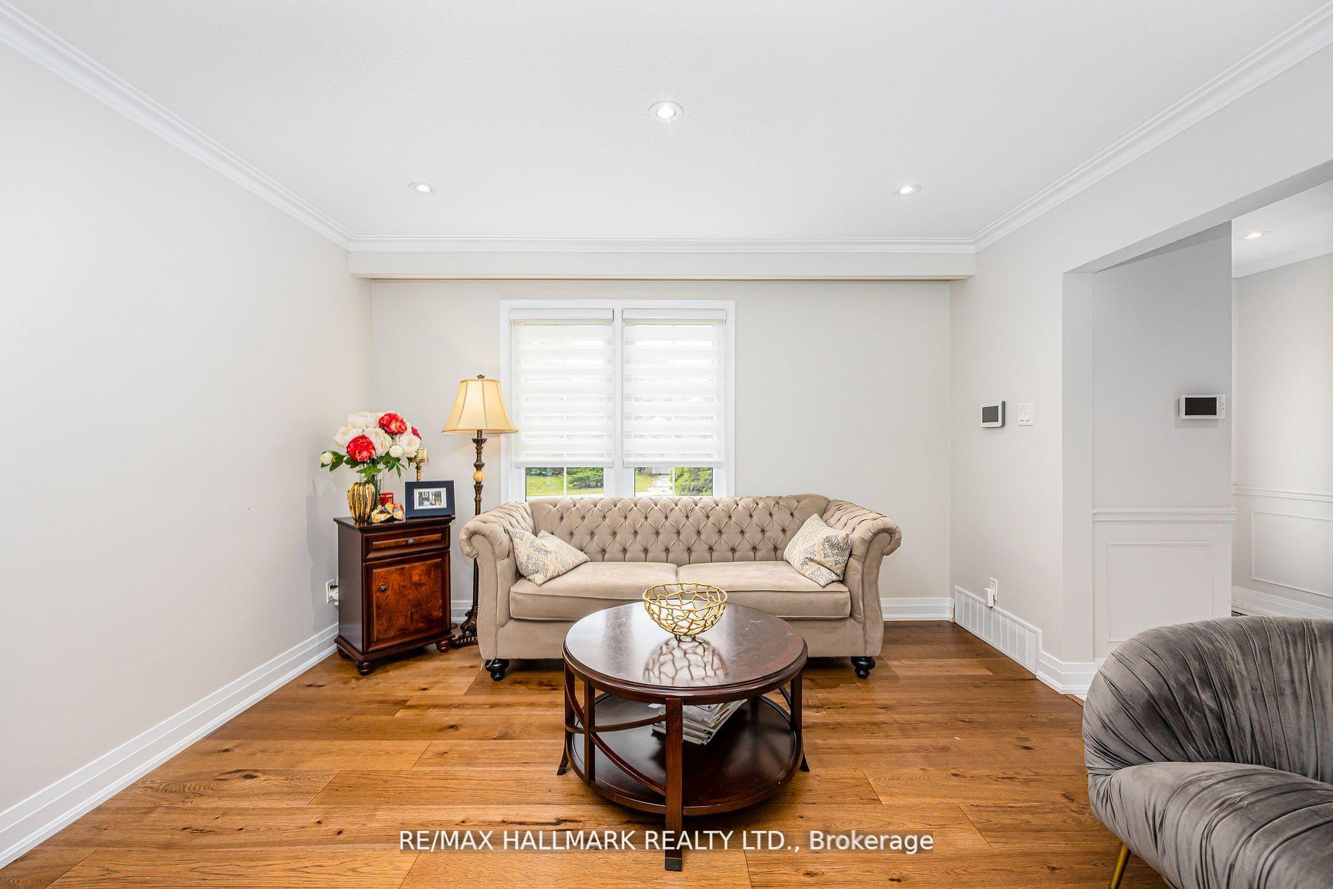 Photo 14 of 16 Paultiel Drive W, North York, Newtonbrook East — HOMEH
