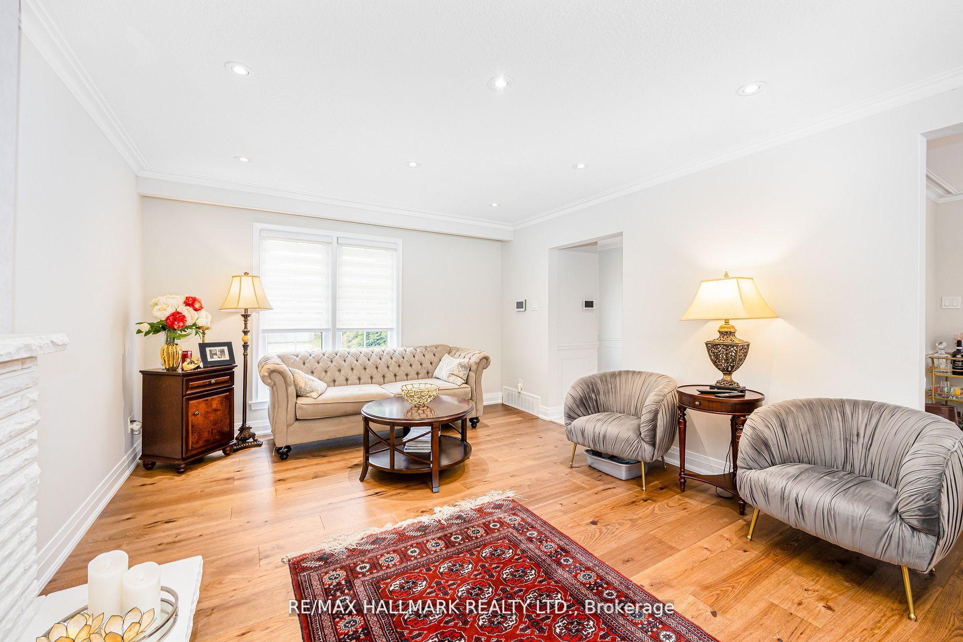 Photo 15 of 16 Paultiel Drive W, North York, Newtonbrook East — HOMEH