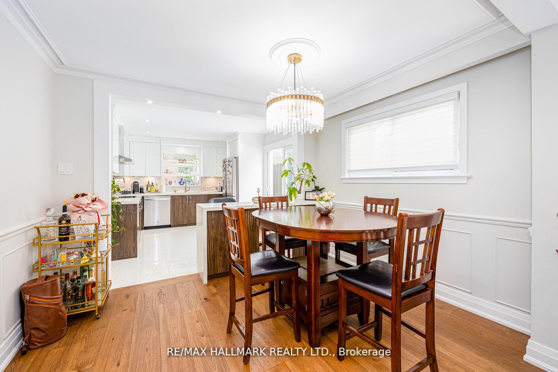 Photo 19 of 16 Paultiel Drive W, North York, Newtonbrook East — HOMEH