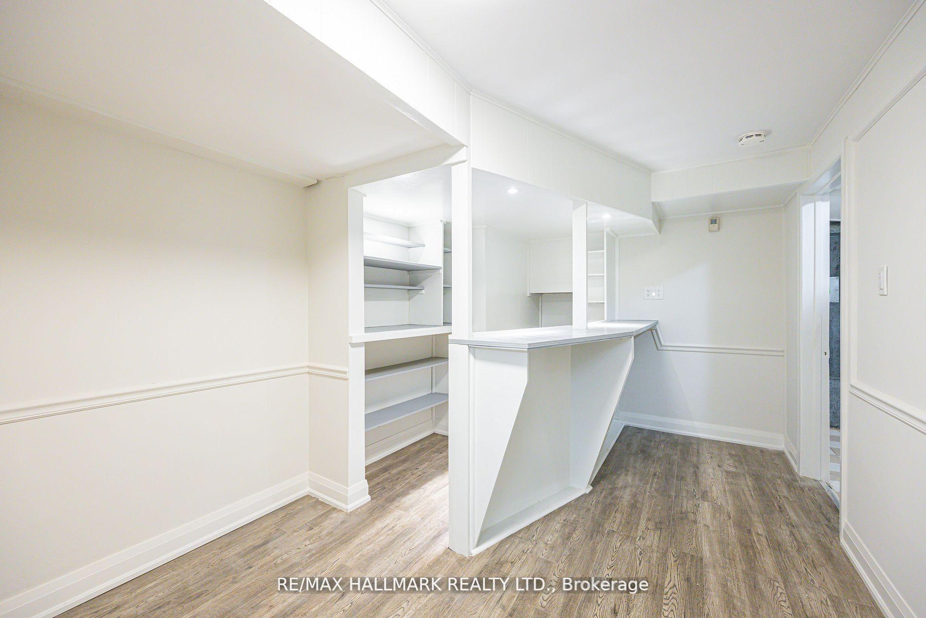 Photo 24 of 16 Paultiel Drive W, North York, Newtonbrook East — HOMEH