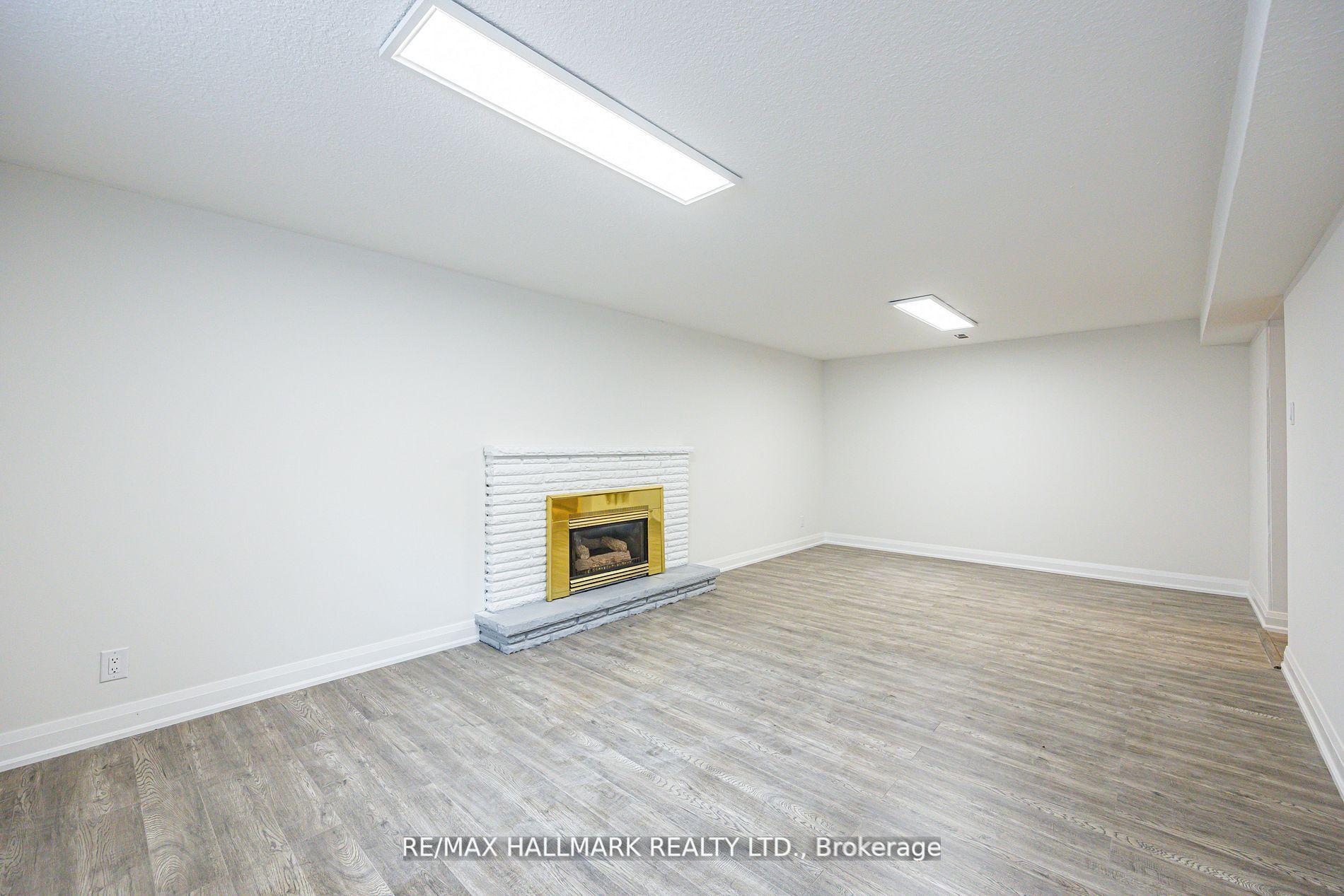 Photo 26 of 16 Paultiel Drive W, North York, Newtonbrook East — HOMEH