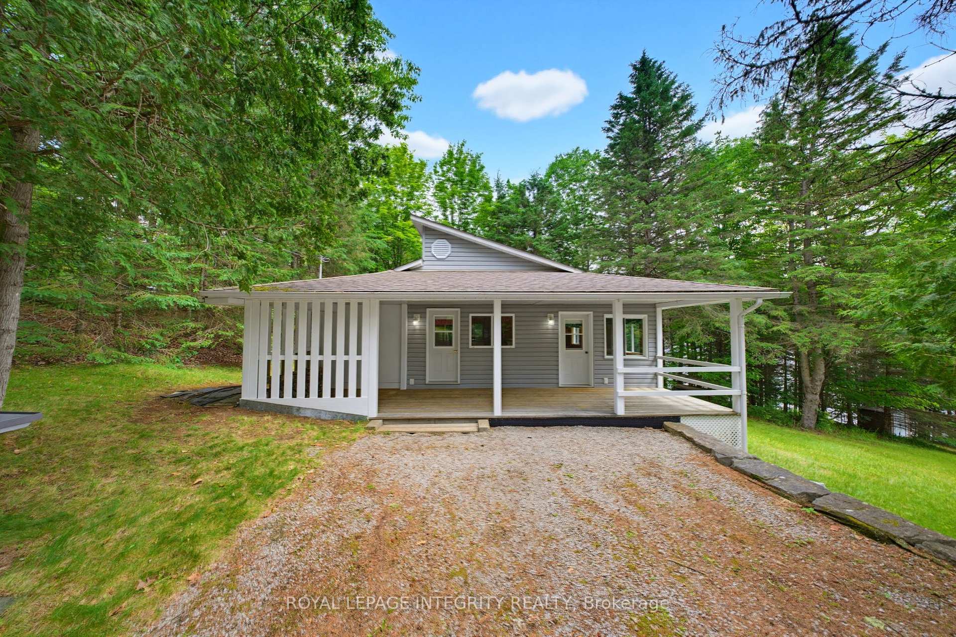Photo of 534 School House Lane