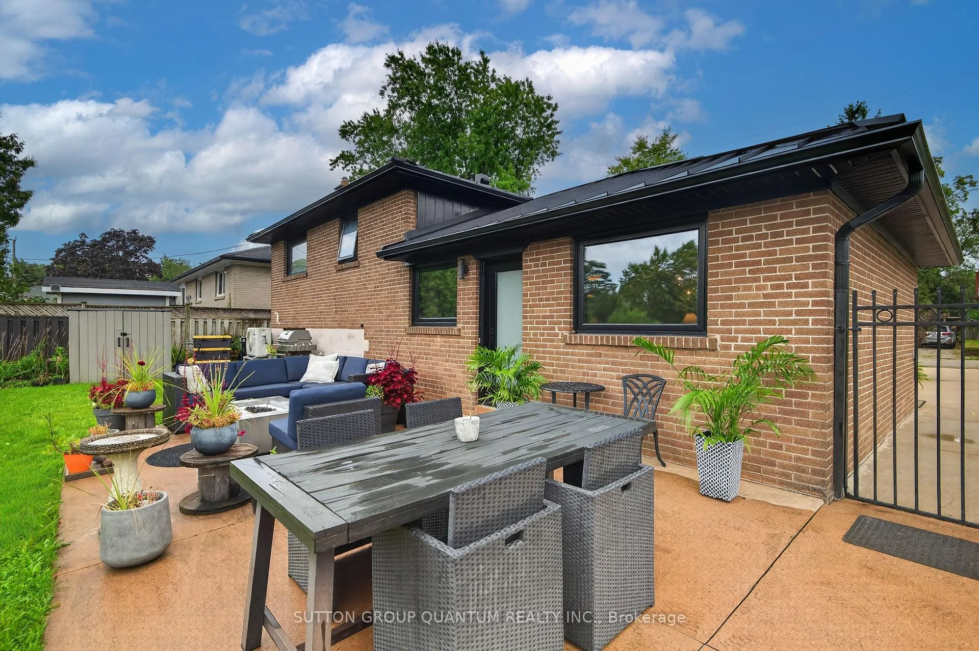 Photo 19 of 2103 Seabrook Drive, Oakville, West — HOMEH