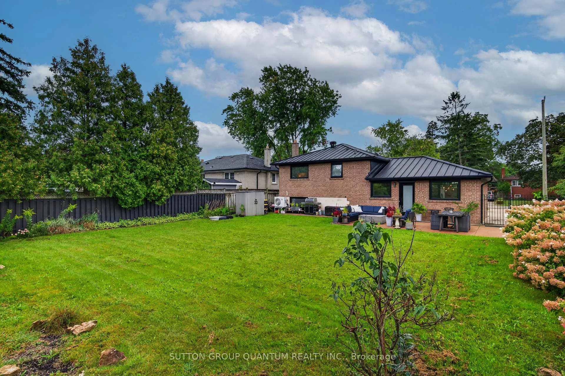 Photo 27 of 2103 Seabrook Drive, Oakville, West — HOMEH