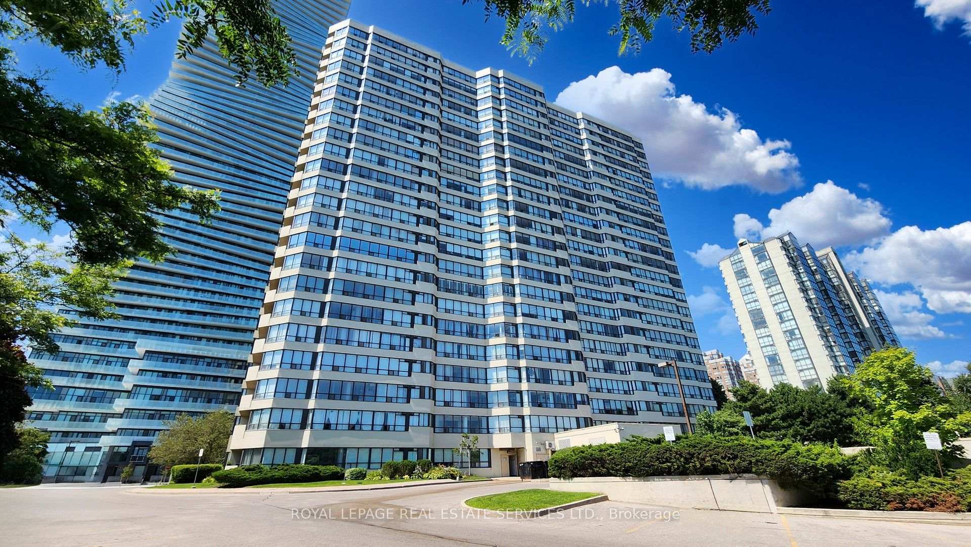 Photo of 400 Webb Drive