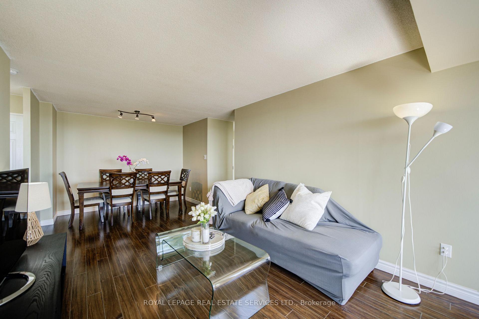 Photo 21 of 400 Webb Drive, Mississauga, City Centre — HOMEH