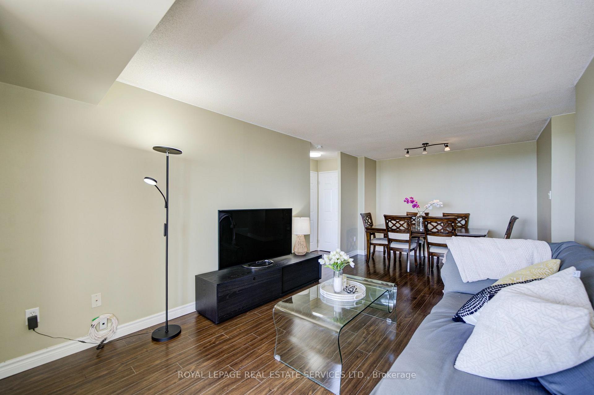 Photo 22 of 400 Webb Drive, Mississauga, City Centre — HOMEH