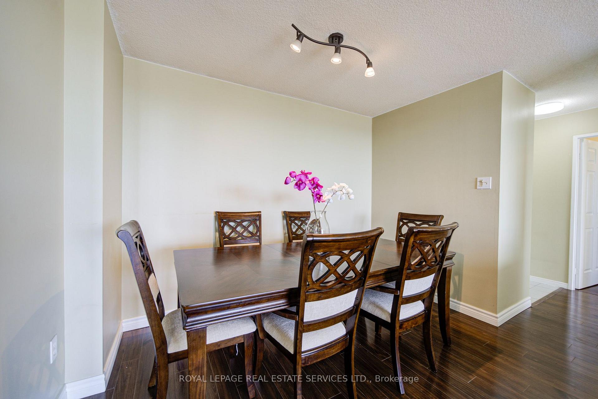 Photo 25 of 400 Webb Drive, Mississauga, City Centre — HOMEH