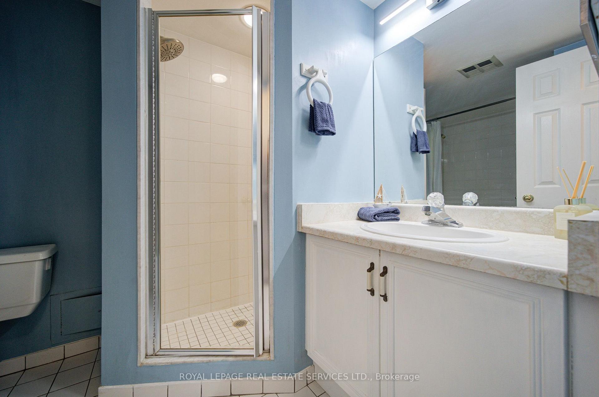 Photo 26 of 400 Webb Drive, Mississauga, City Centre — HOMEH