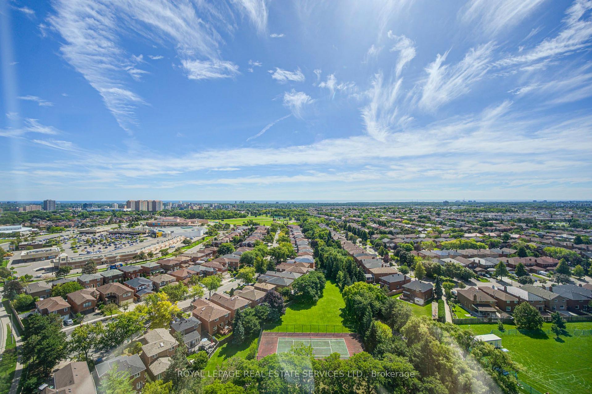 Photo 38 of 400 Webb Drive, Mississauga, City Centre — HOMEH