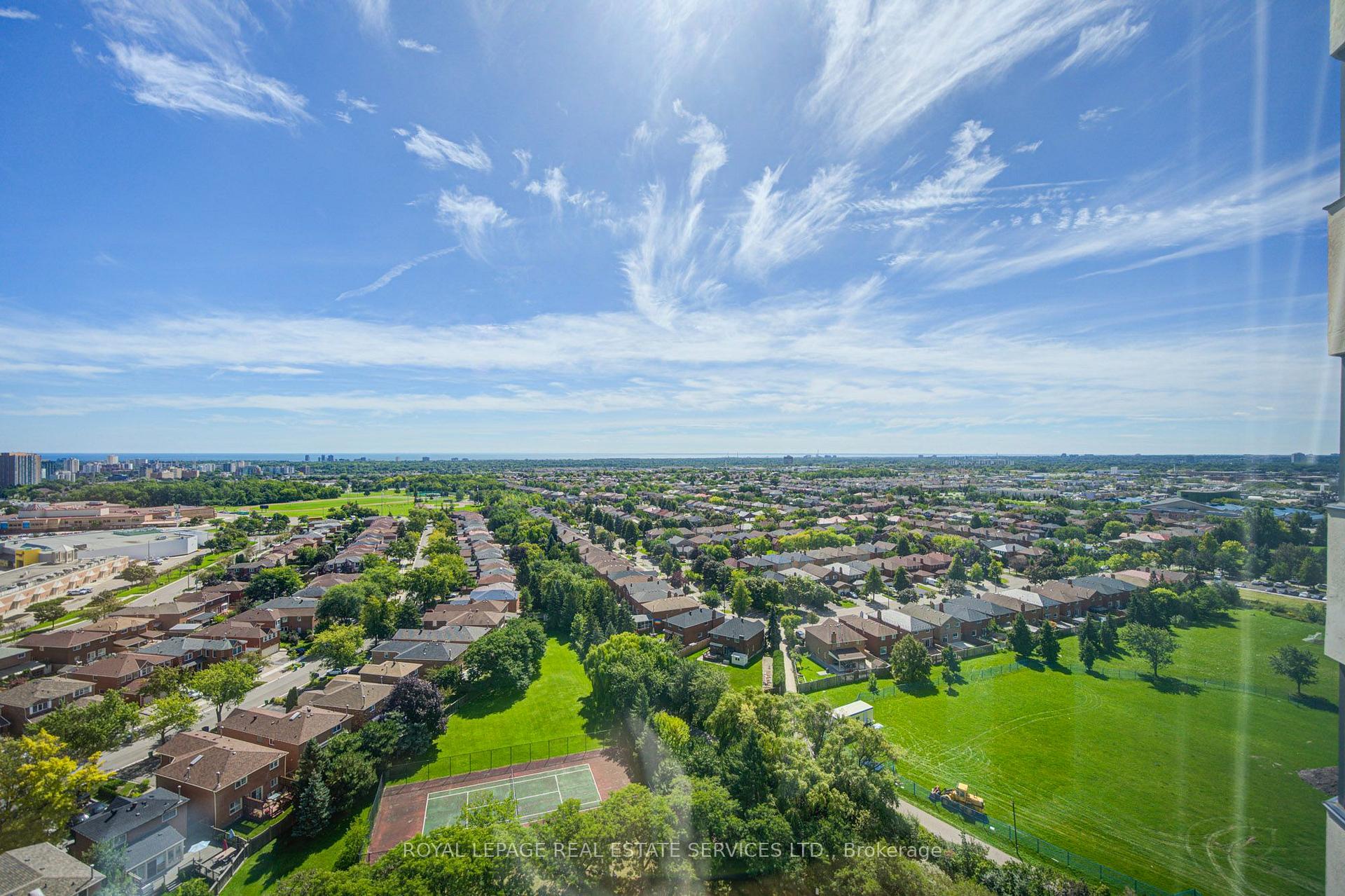 Photo 39 of 400 Webb Drive, Mississauga, City Centre — HOMEH