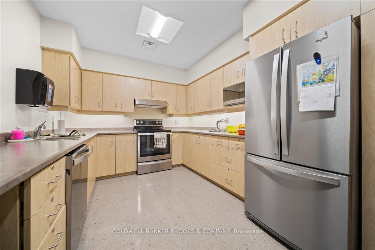 Photo 23 of 1 Meridian Place, Ottawa, Centrepointe — HOMEH