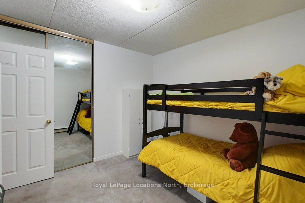Photo 27 of 911 Cedar Pointe Court, Collingwood — HOMEH