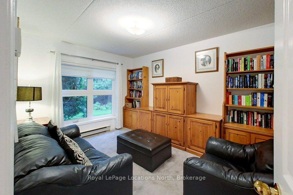 Photo 29 of 911 Cedar Pointe Court, Collingwood — HOMEH