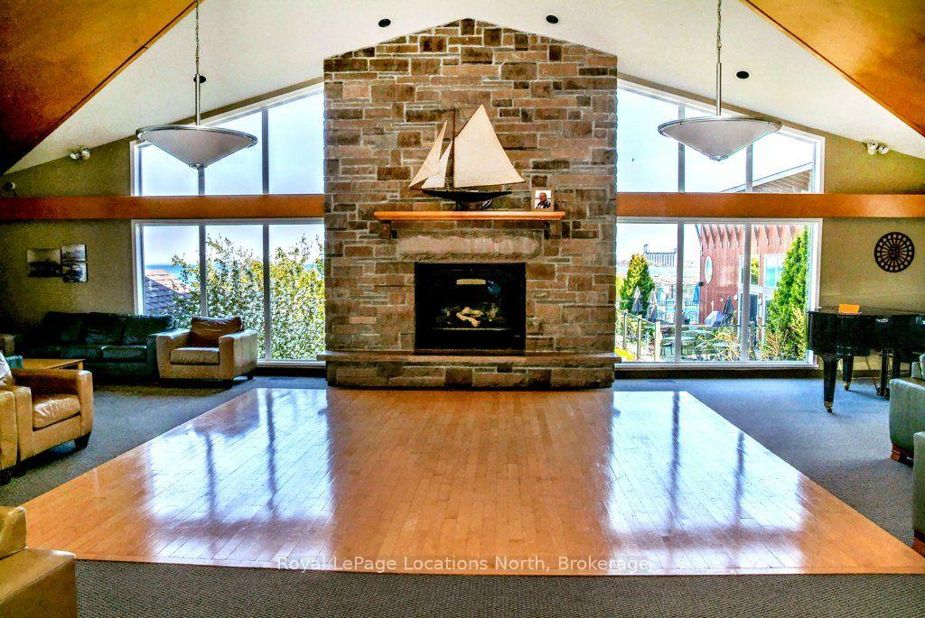 Photo 39 of 911 Cedar Pointe Court, Collingwood — HOMEH