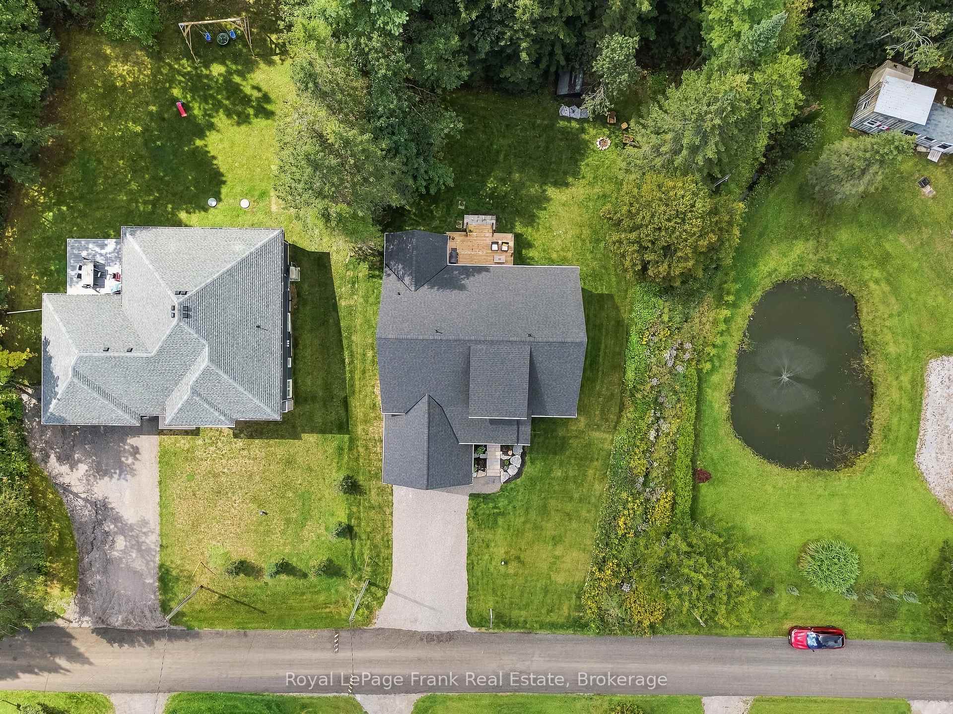 Photo 2 of 88 Waldweg, Scugog, Rural Scugog — HOMEH