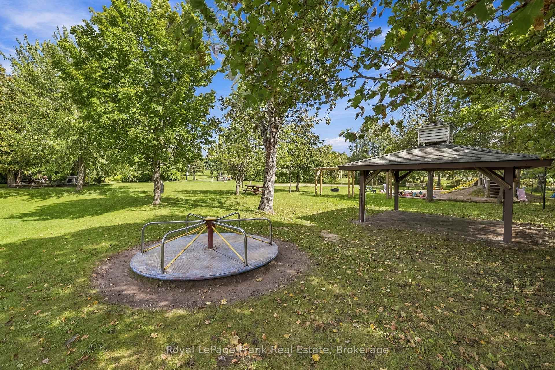 Photo 48 of 88 Waldweg, Scugog, Rural Scugog — HOMEH