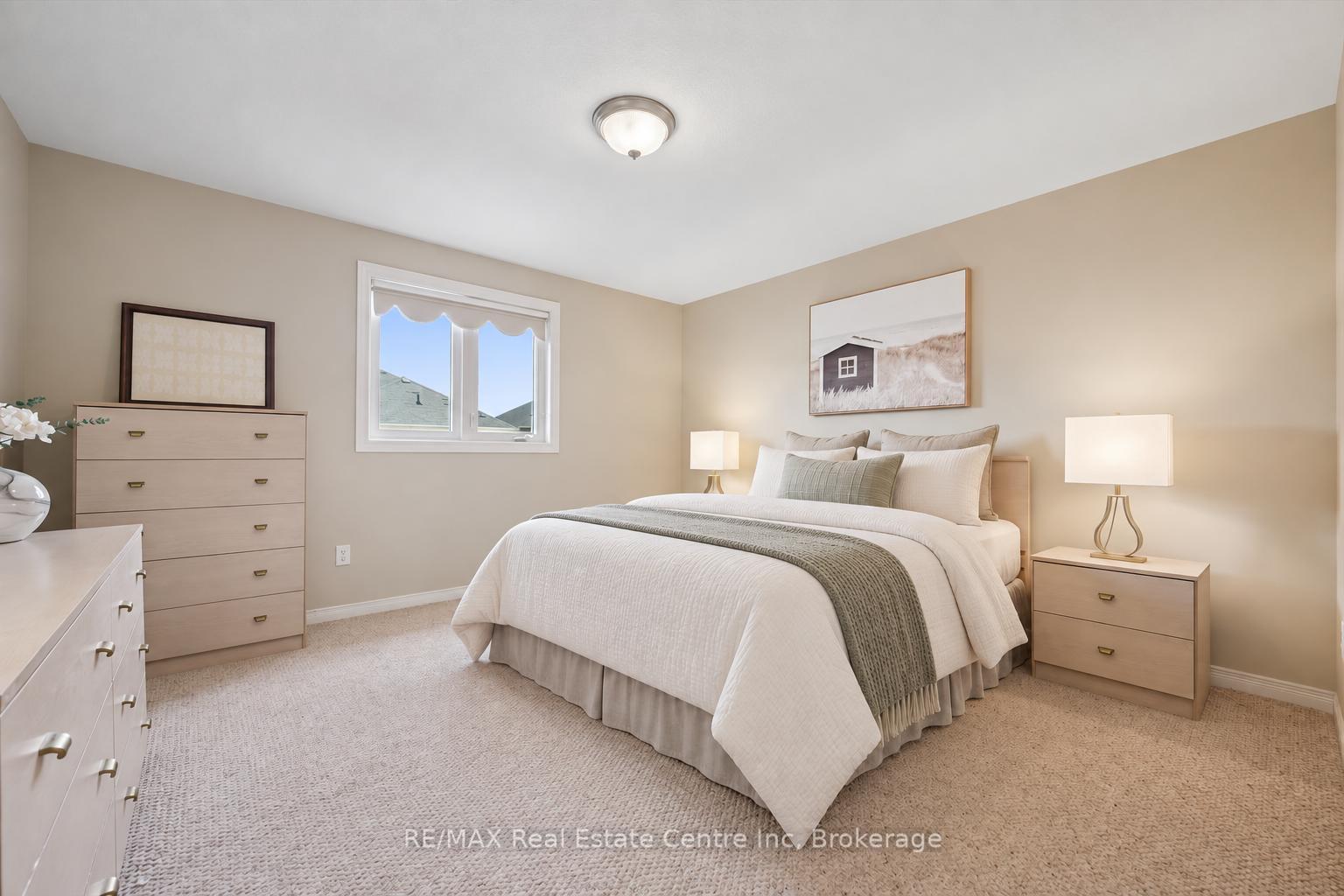 Photo 13 of 4 Hunt Street, Guelph, Pineridge/Westminster Woods — HOMEH