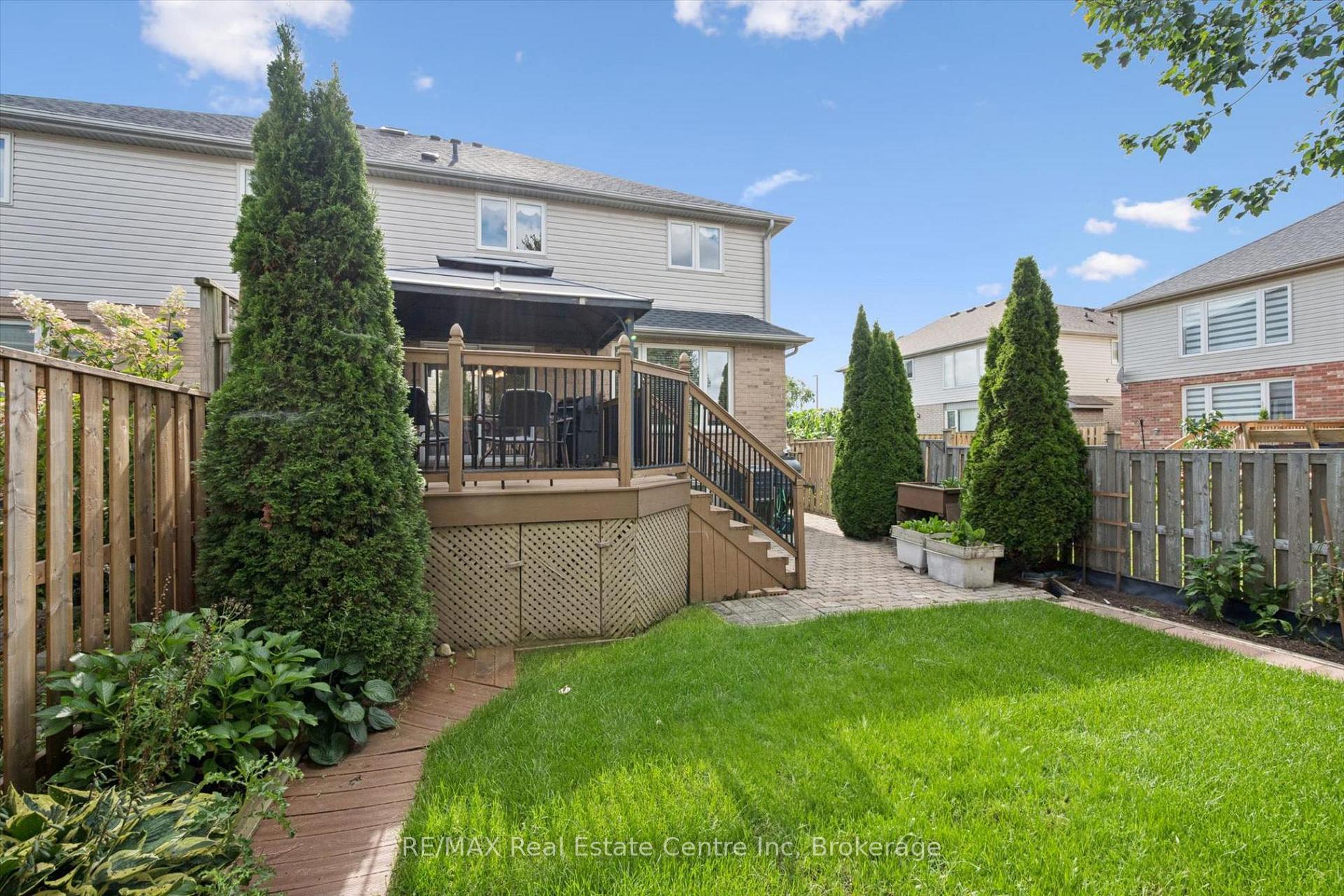Photo 21 of 4 Hunt Street, Guelph, Pineridge/Westminster Woods — HOMEH