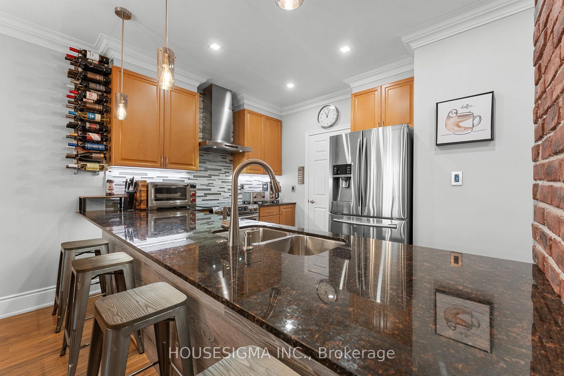 Photo 5 of Unit 501, 1980 Imperial Way, Burlington, Uptown — HOMEH
