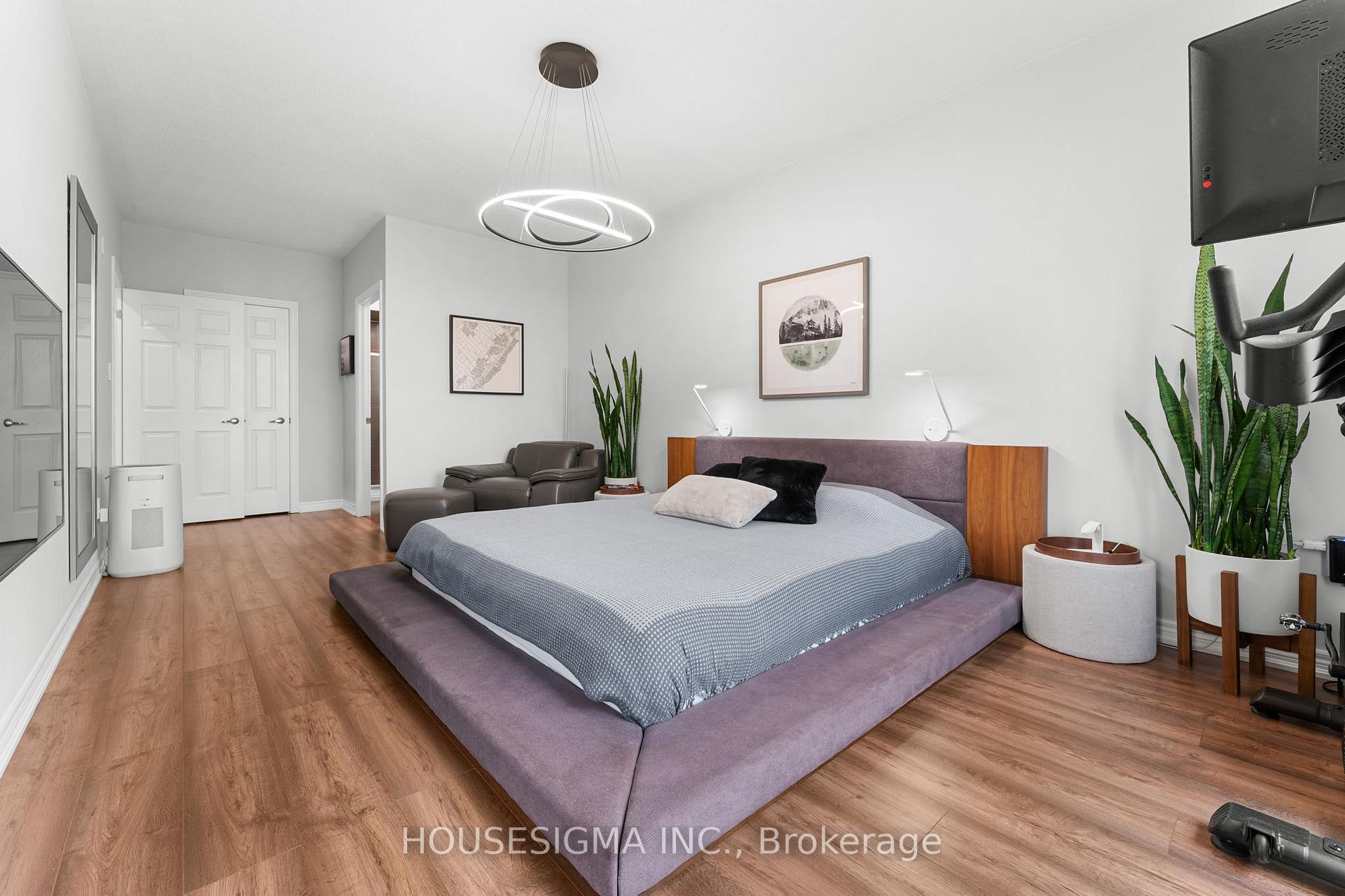 Photo 27 of Unit 501, 1980 Imperial Way, Burlington, Uptown — HOMEH
