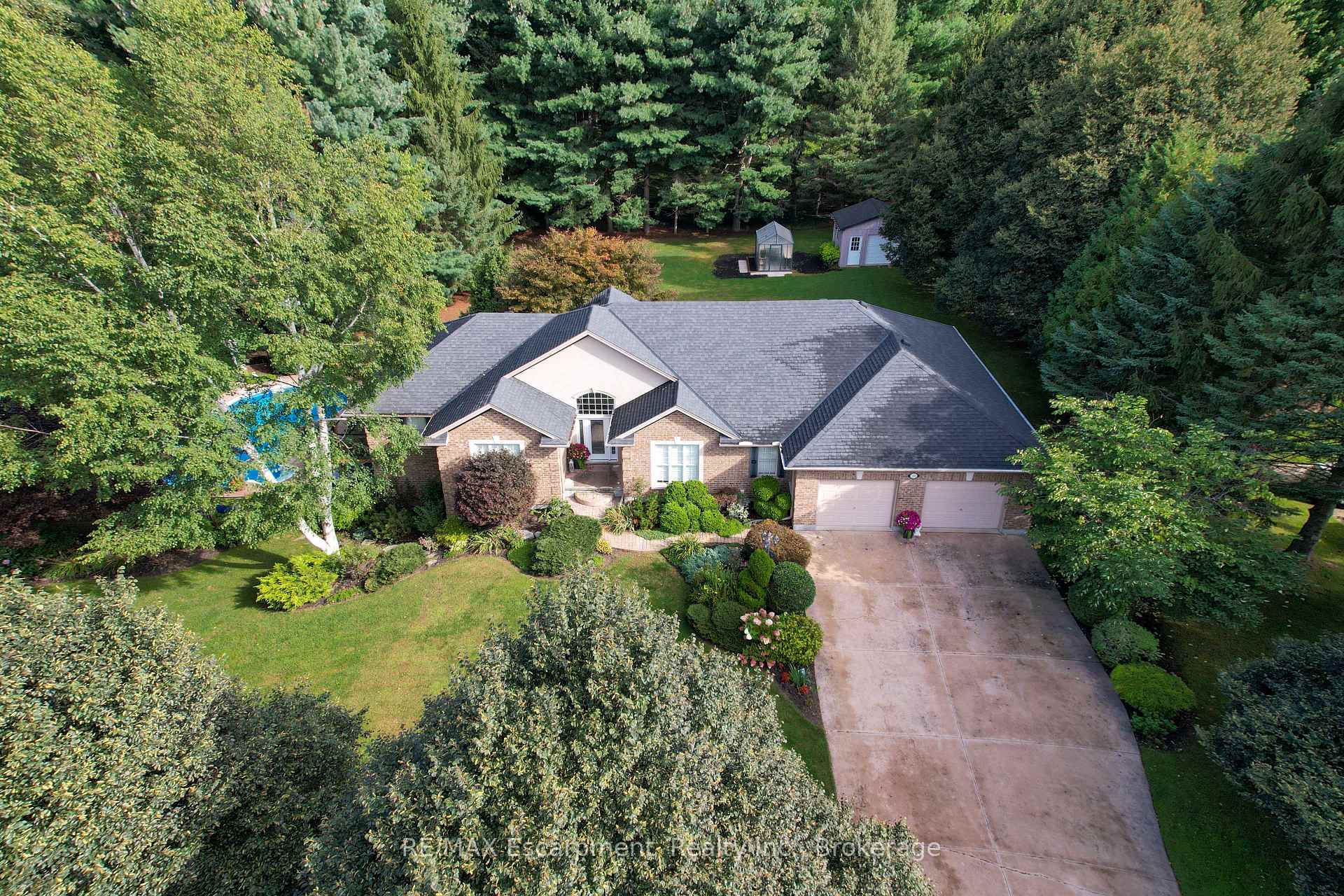 Photo 1 of 31 Alder Crescent, Pelham, Fenwick — HOMEH