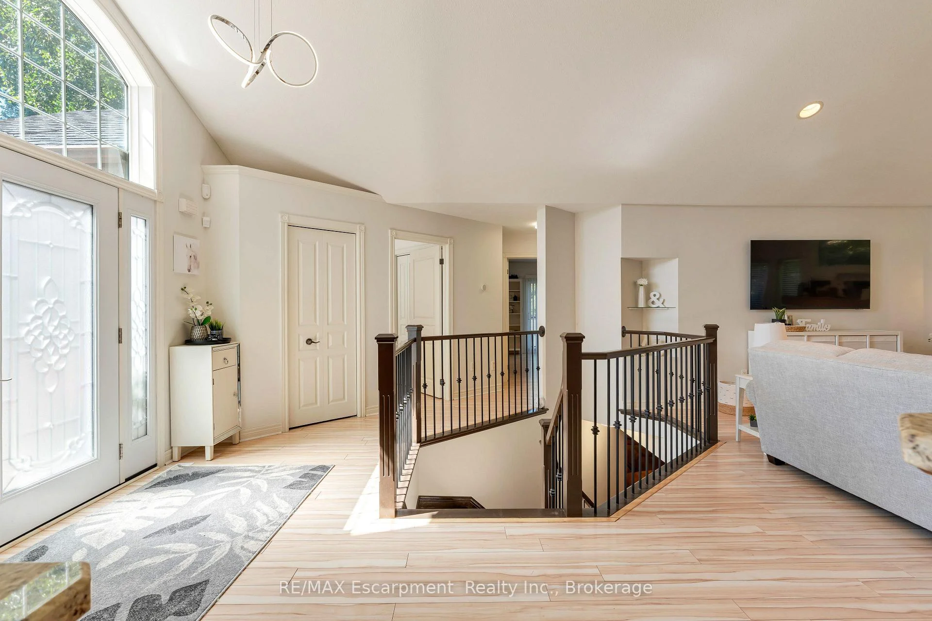 Photo 8 of 31 Alder Crescent, Pelham, Fenwick — HOMEH