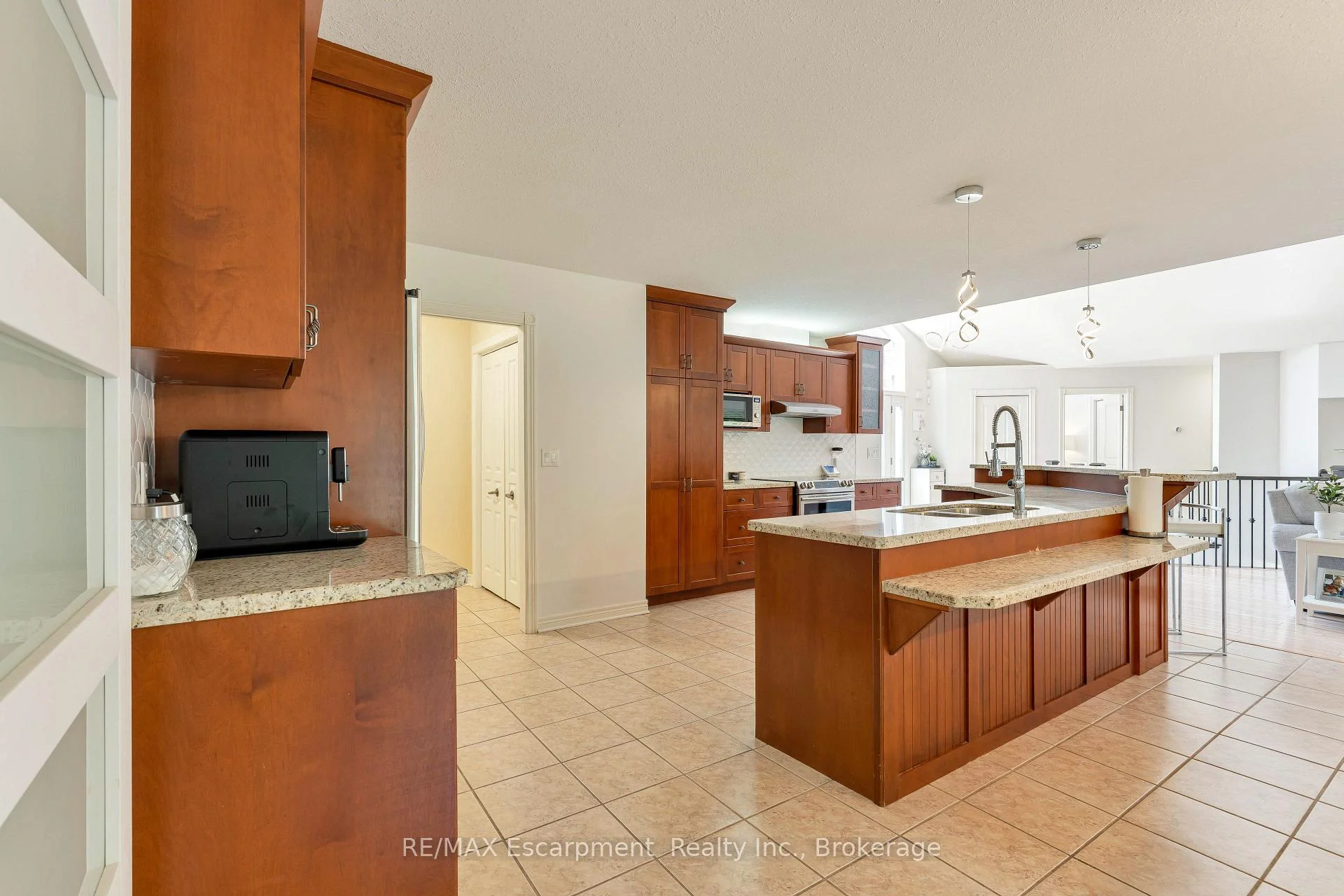 Photo 13 of 31 Alder Crescent, Pelham, Fenwick — HOMEH
