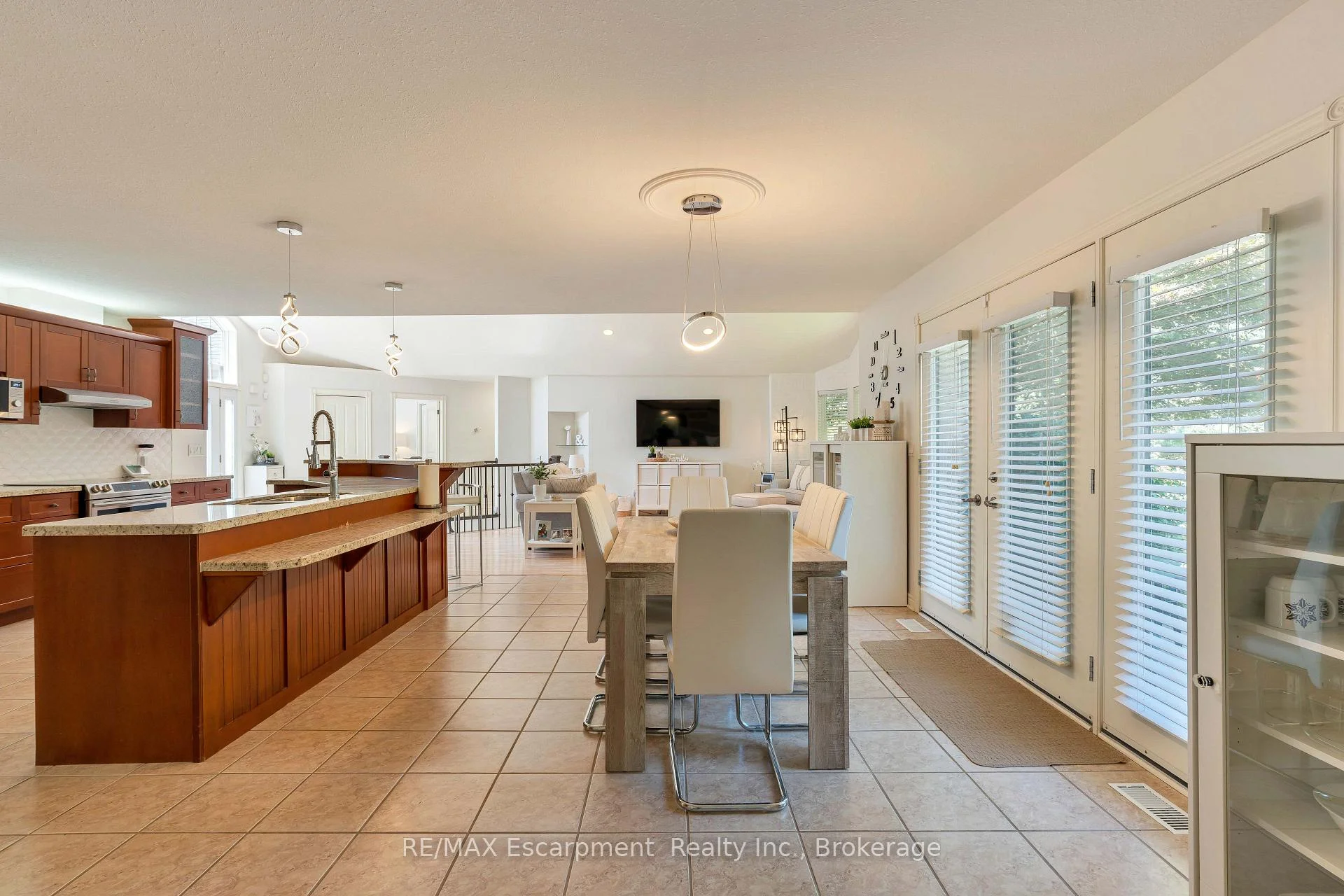 Photo 14 of 31 Alder Crescent, Pelham, Fenwick — HOMEH
