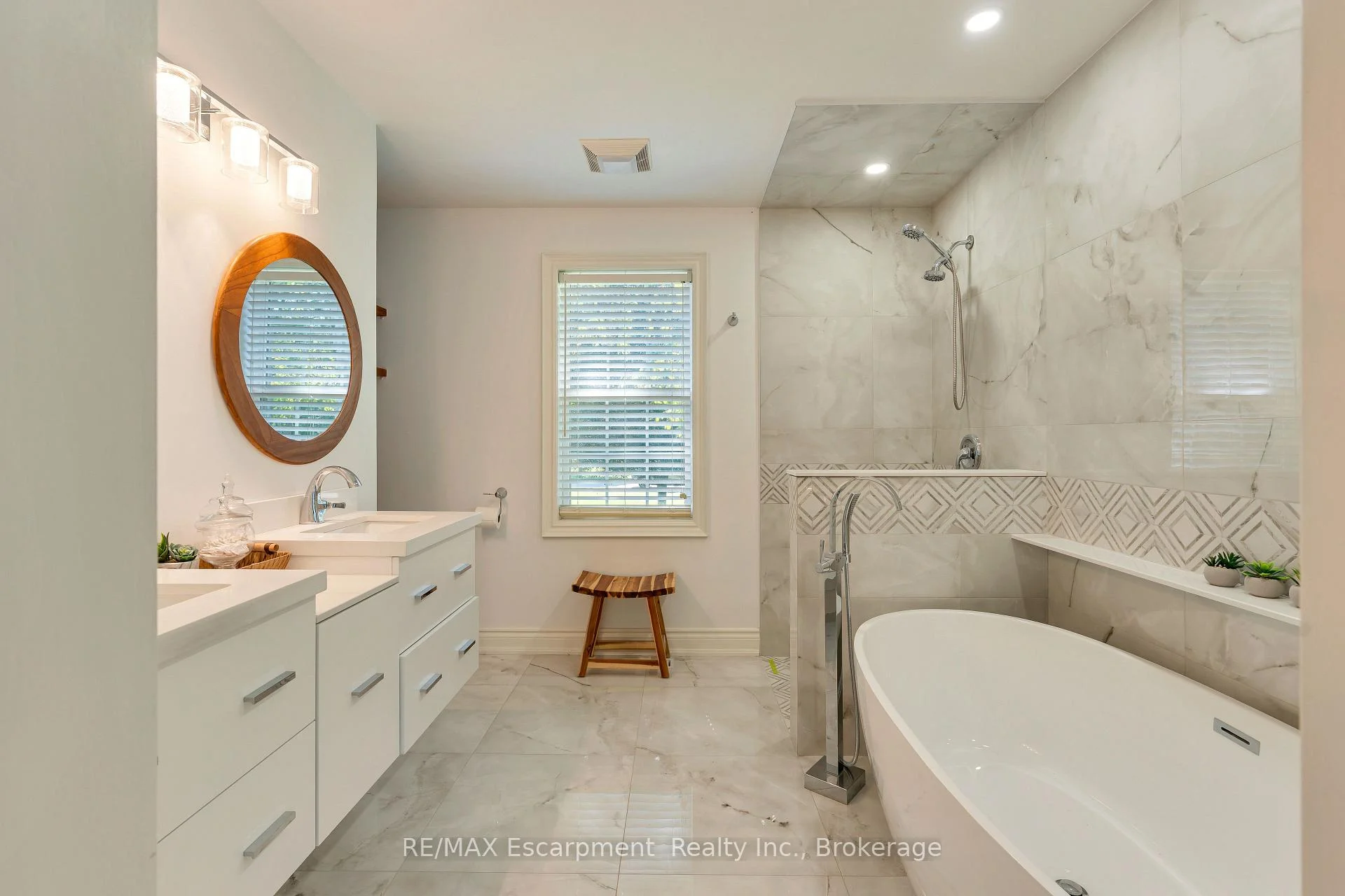 Photo 27 of 31 Alder Crescent, Pelham, Fenwick — HOMEH