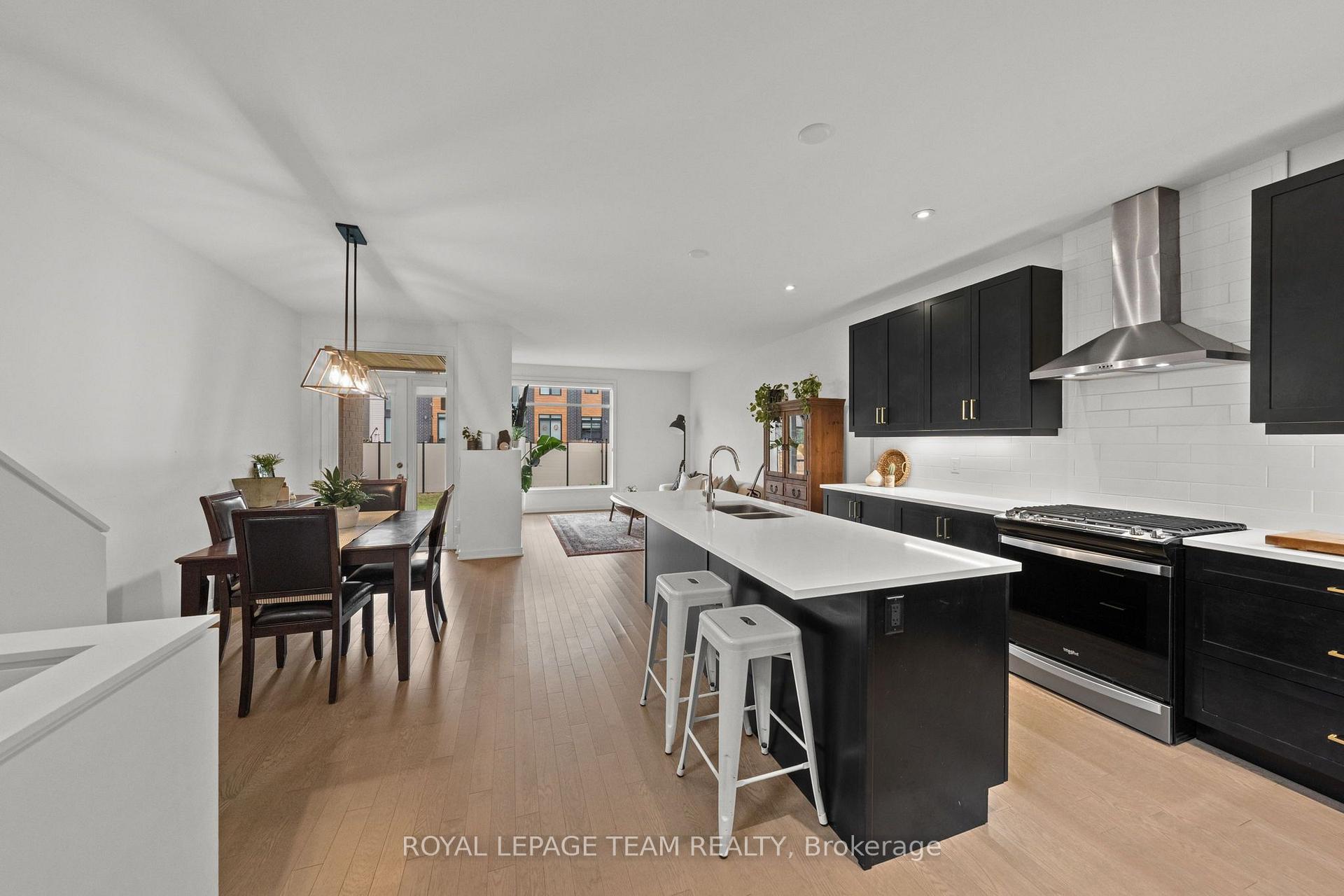 Photo 4 of 1037 Eider Street, Ottawa, Riverside South/Gloucester Glen — HOMEH