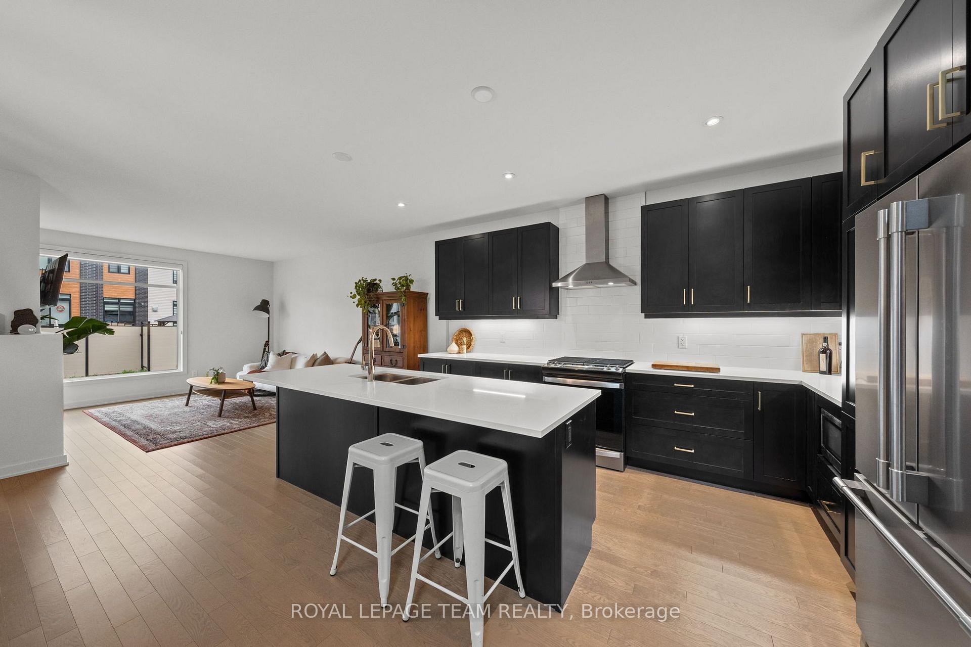 Photo 5 of 1037 Eider Street, Ottawa, Riverside South/Gloucester Glen — HOMEH