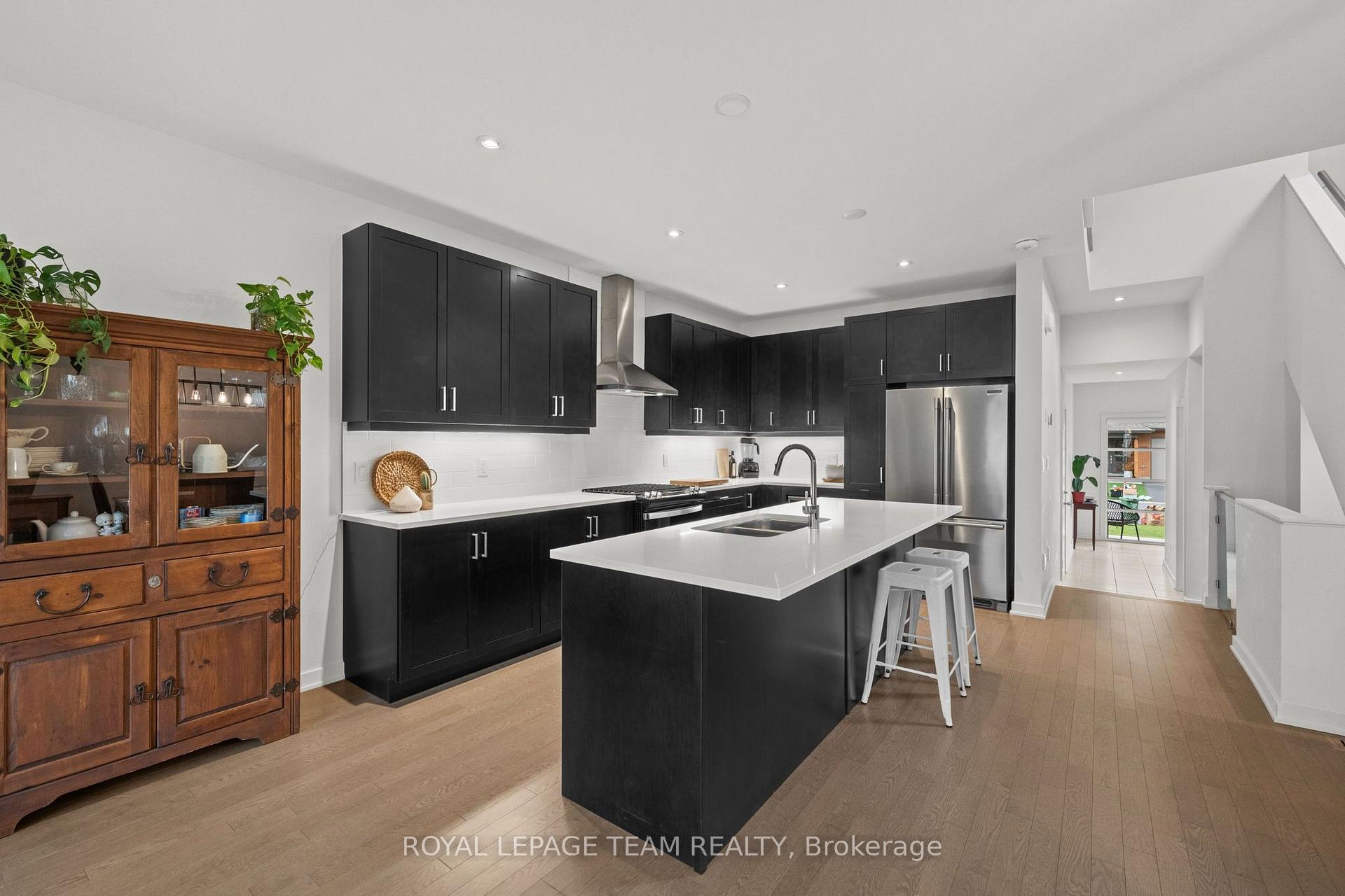 Photo 7 of 1037 Eider Street, Ottawa, Riverside South/Gloucester Glen — HOMEH