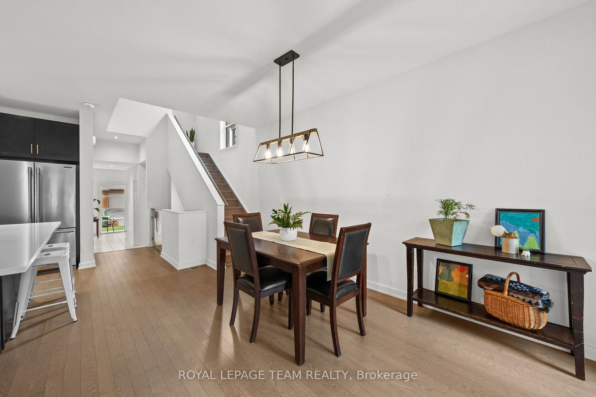 Photo 13 of 1037 Eider Street, Ottawa, Riverside South/Gloucester Glen — HOMEH