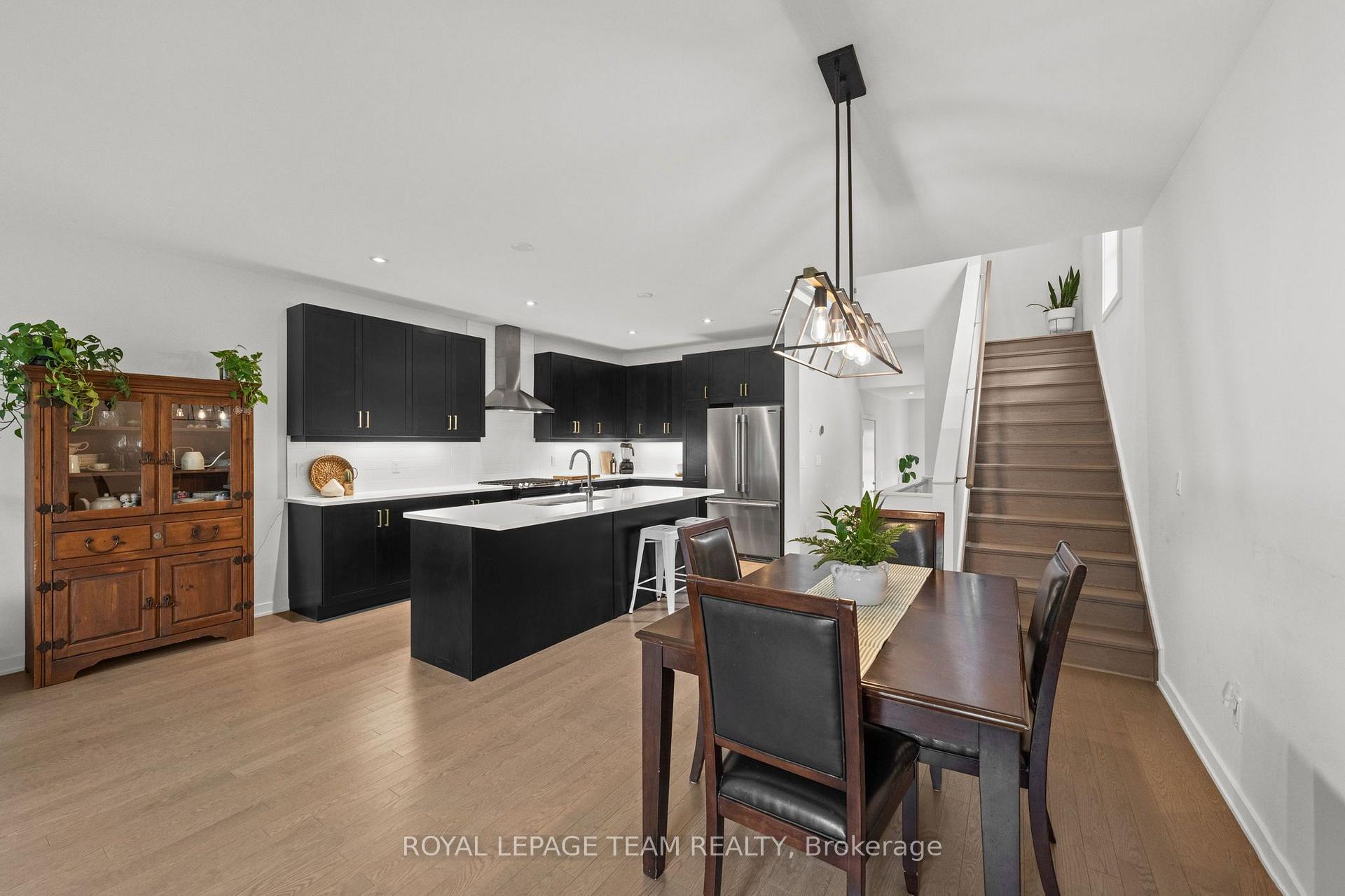 Photo 14 of 1037 Eider Street, Ottawa, Riverside South/Gloucester Glen — HOMEH