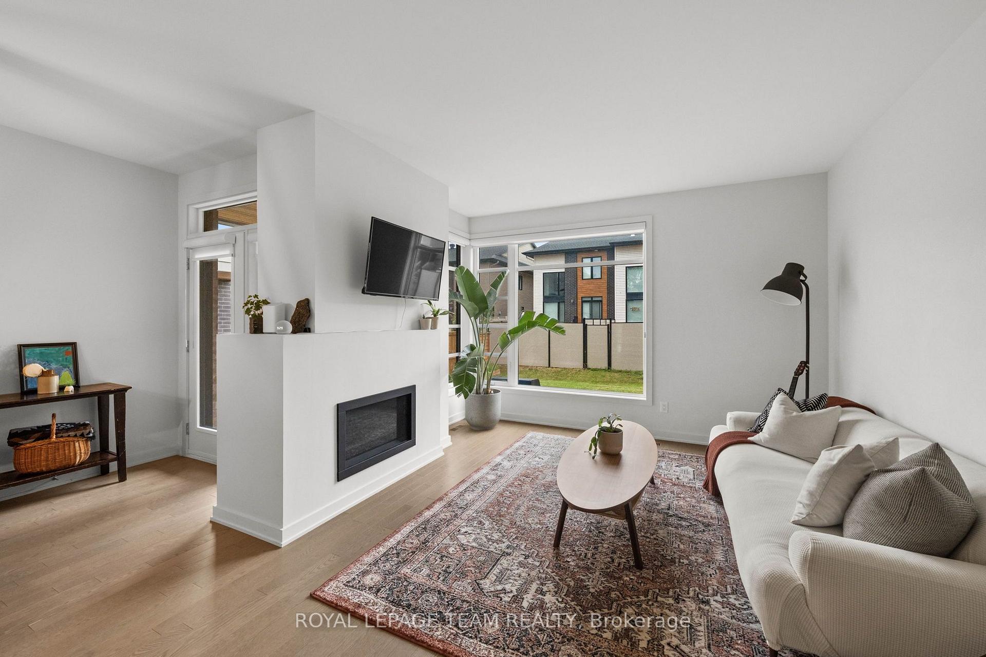 Photo 16 of 1037 Eider Street, Ottawa, Riverside South/Gloucester Glen — HOMEH